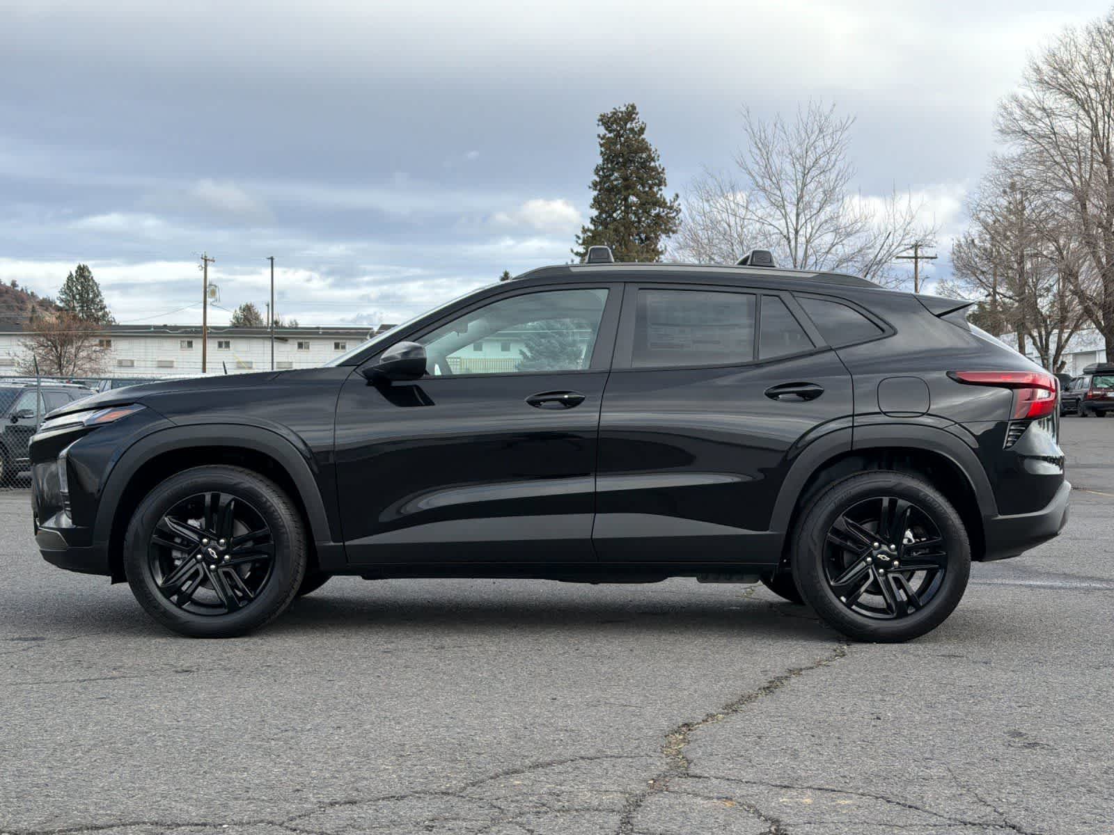 Thumbnail: 2026 Chevrolet Trax - 5