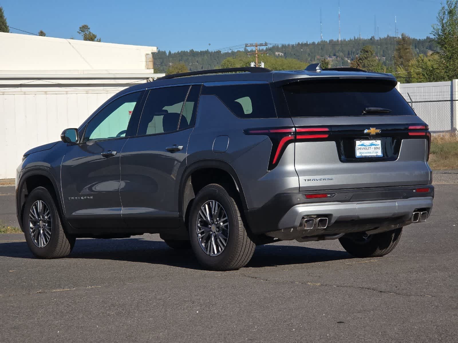 Thumbnail: 2025 Chevrolet Traverse - 6