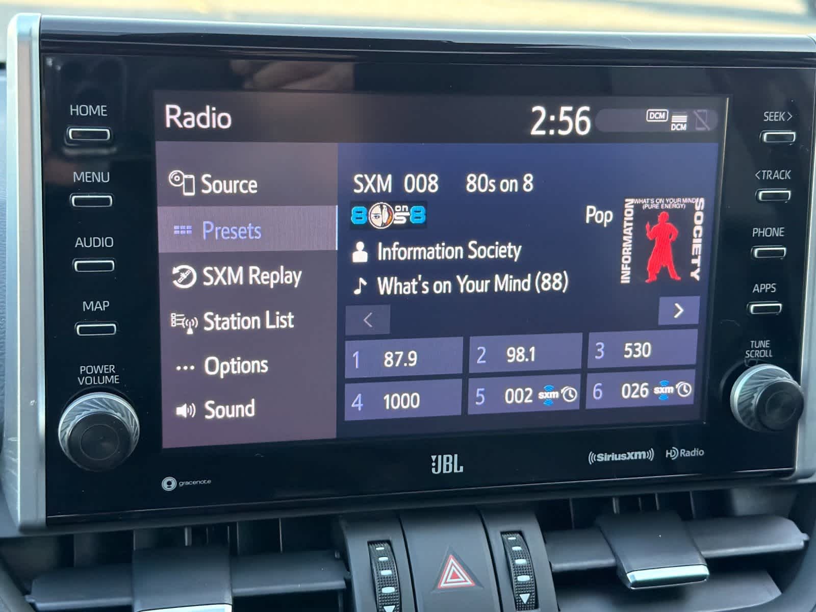 Thumbnail: 2022 Toyota RAV4 - 18