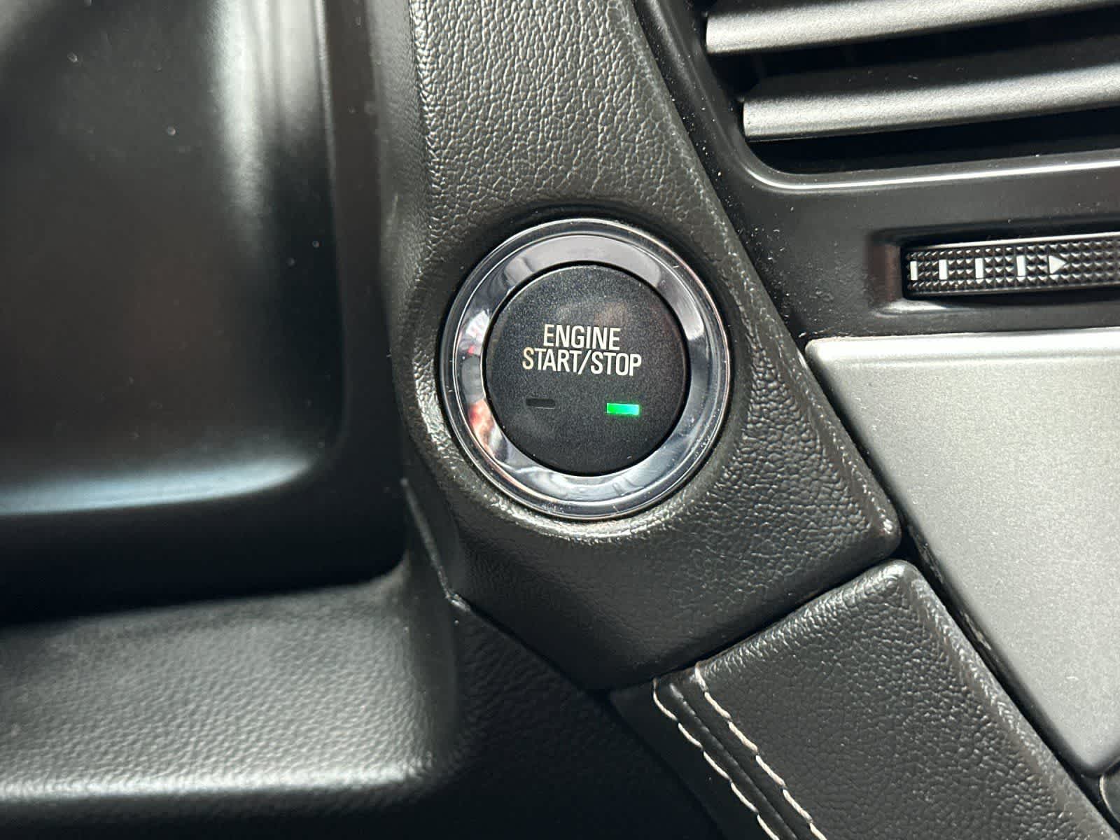 Thumbnail: 2018 Chevrolet Suburban - 24