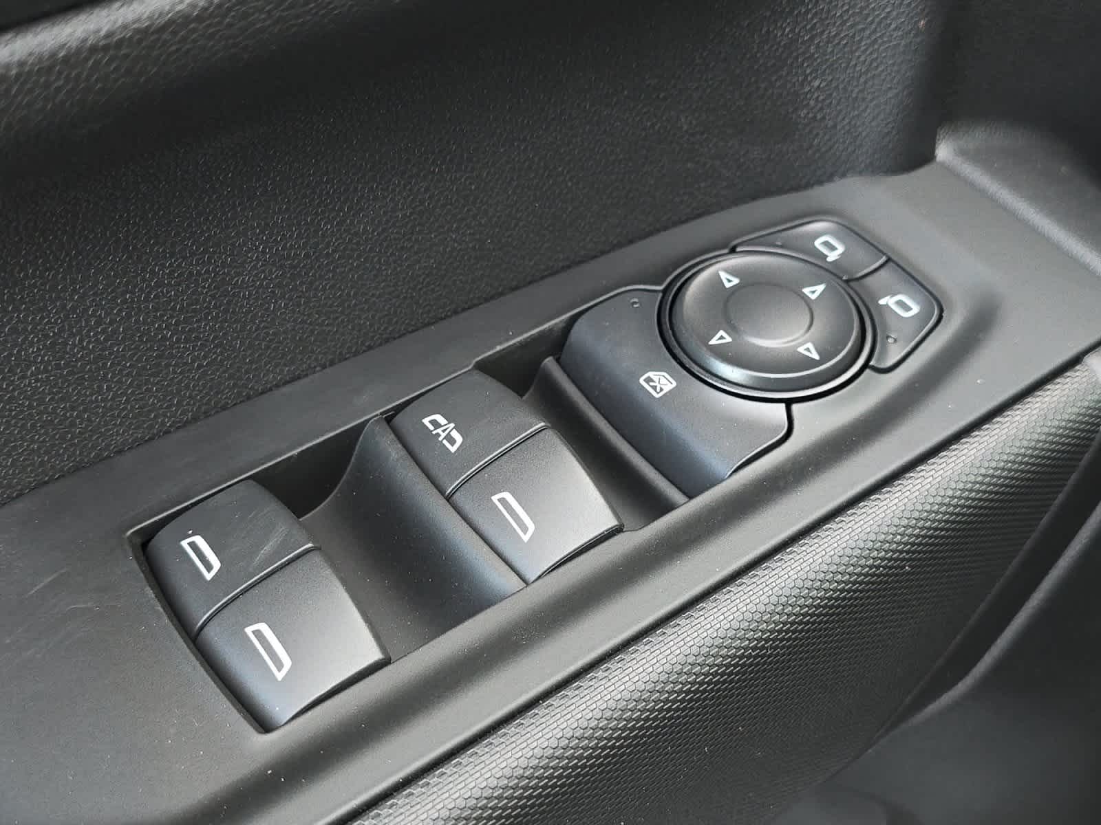 Thumbnail: 2026 Chevrolet Silverado 1500 - 13