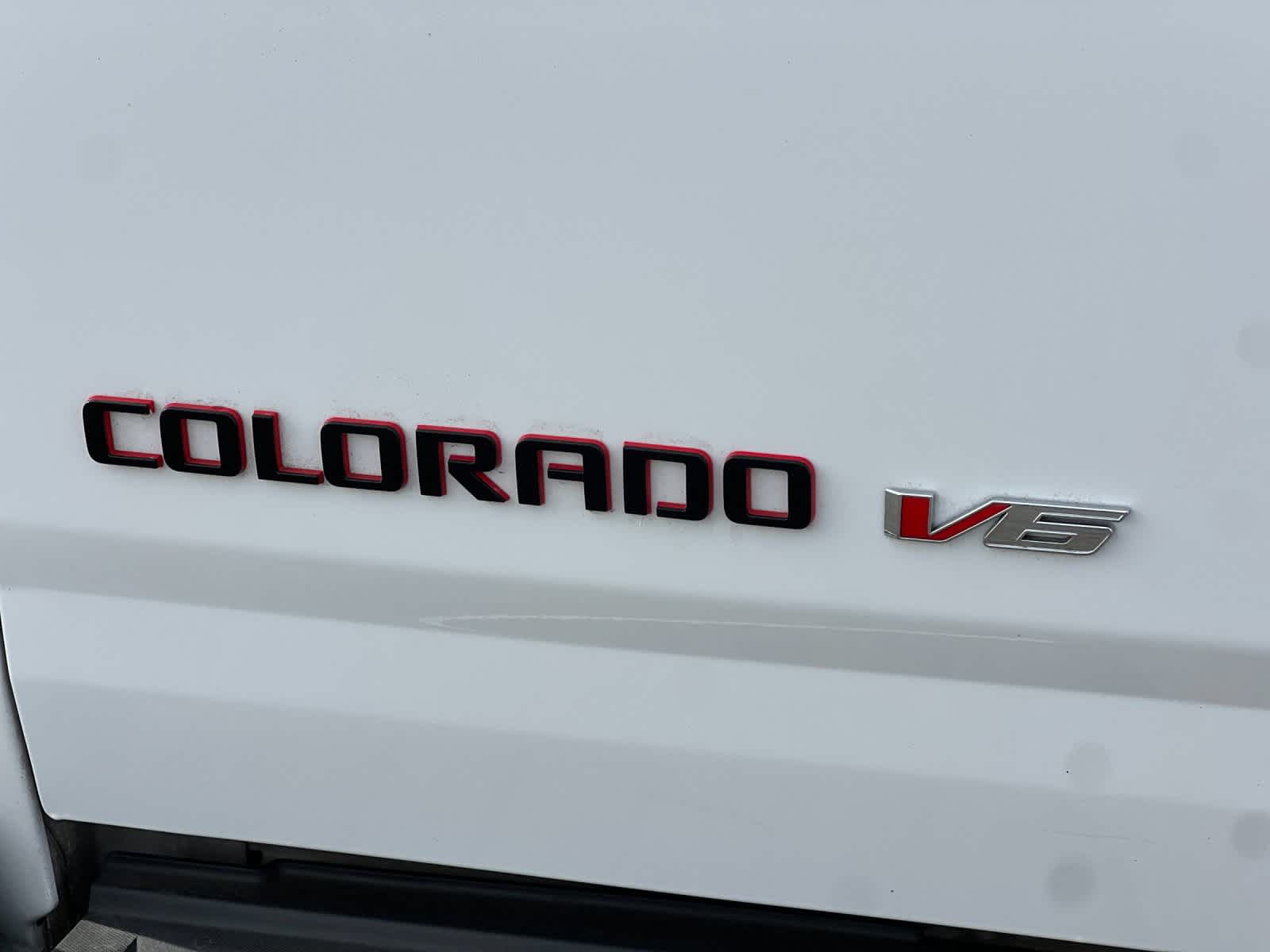 Thumbnail: 2018 Chevrolet Colorado - 25