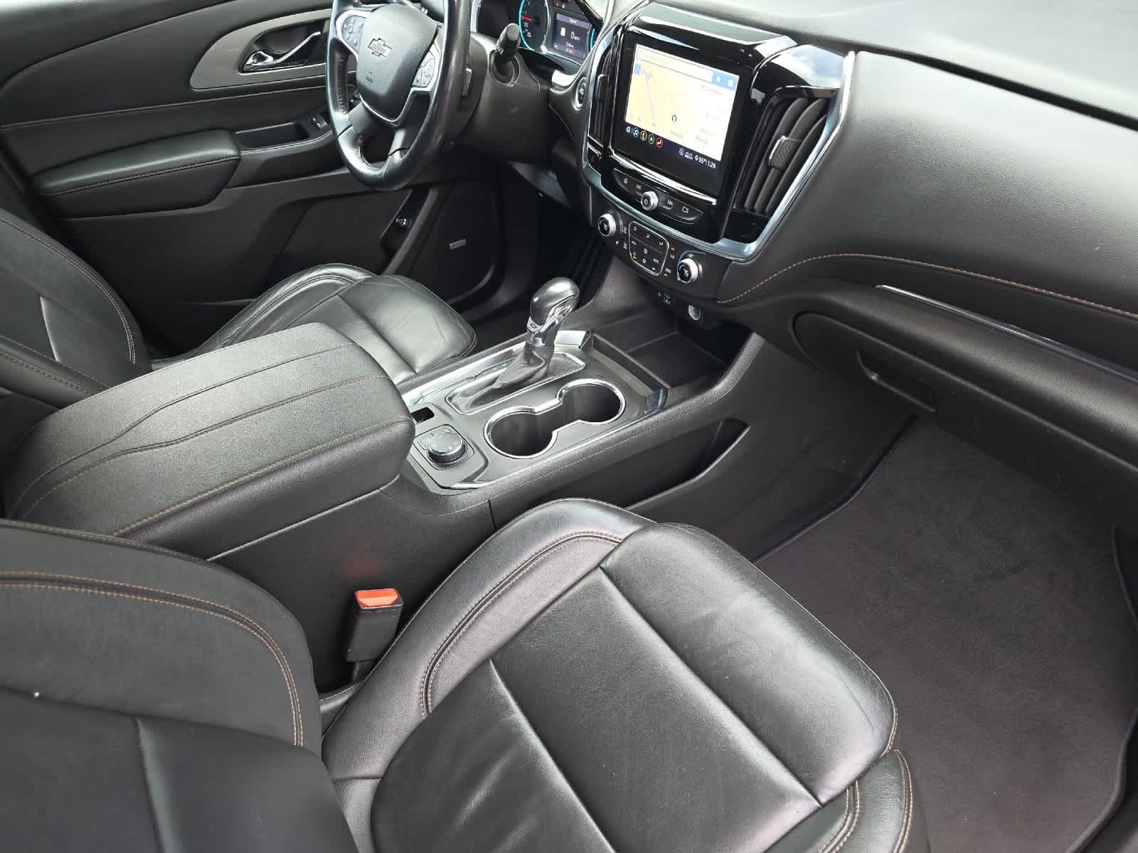 Thumbnail: 2021 Chevrolet Traverse - 17