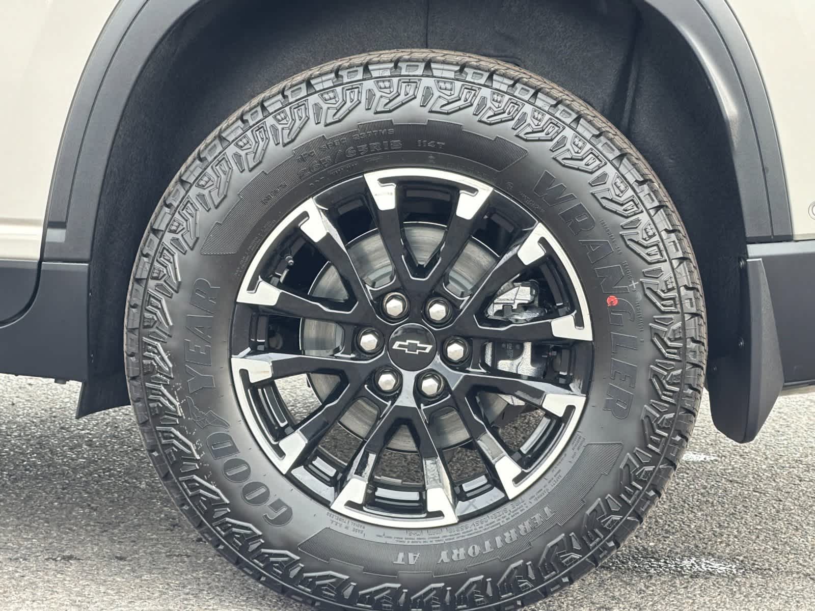 Thumbnail: 2026 Chevrolet Traverse - 28