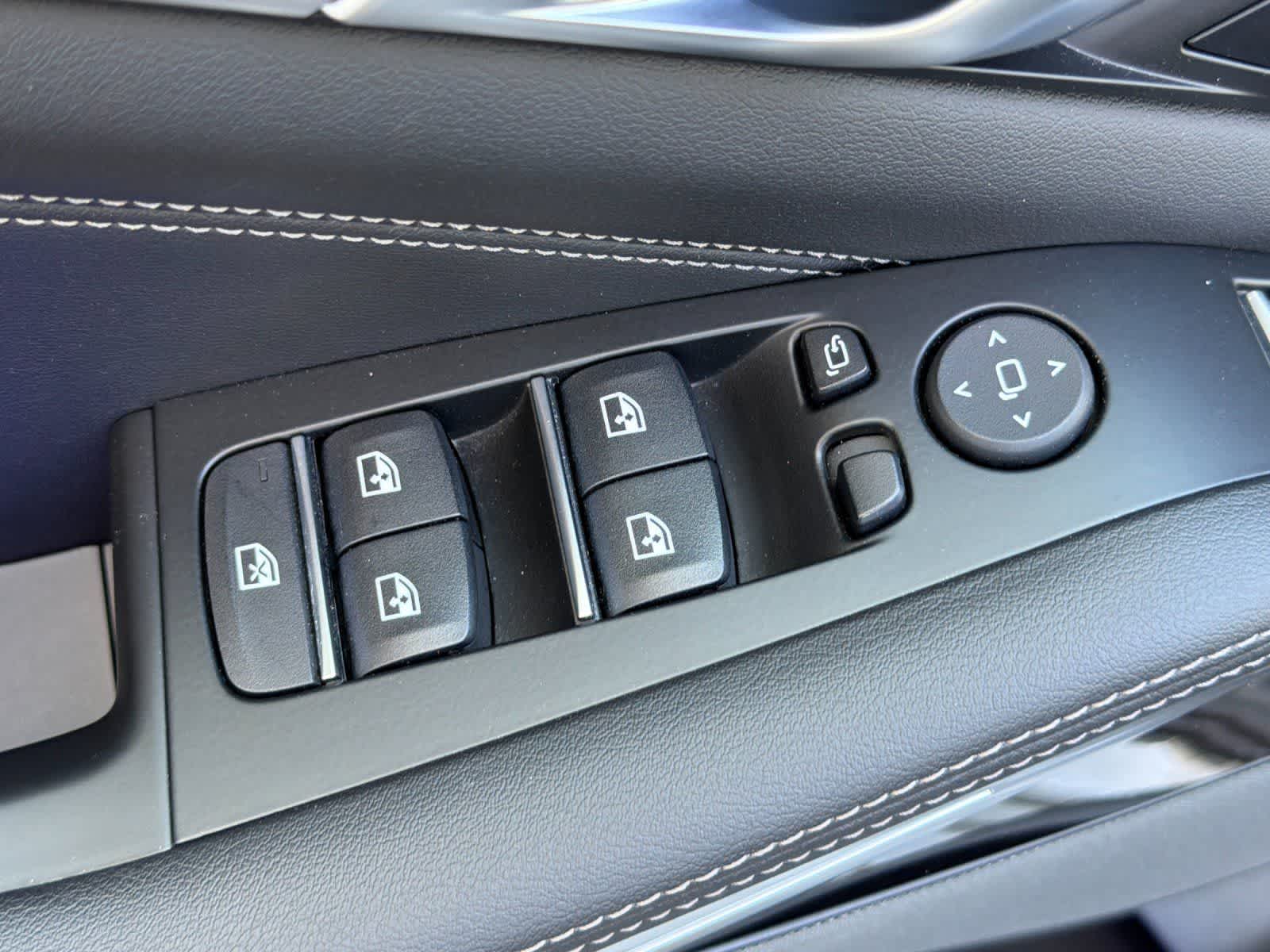 Thumbnail: 2024 BMW X5 - 13