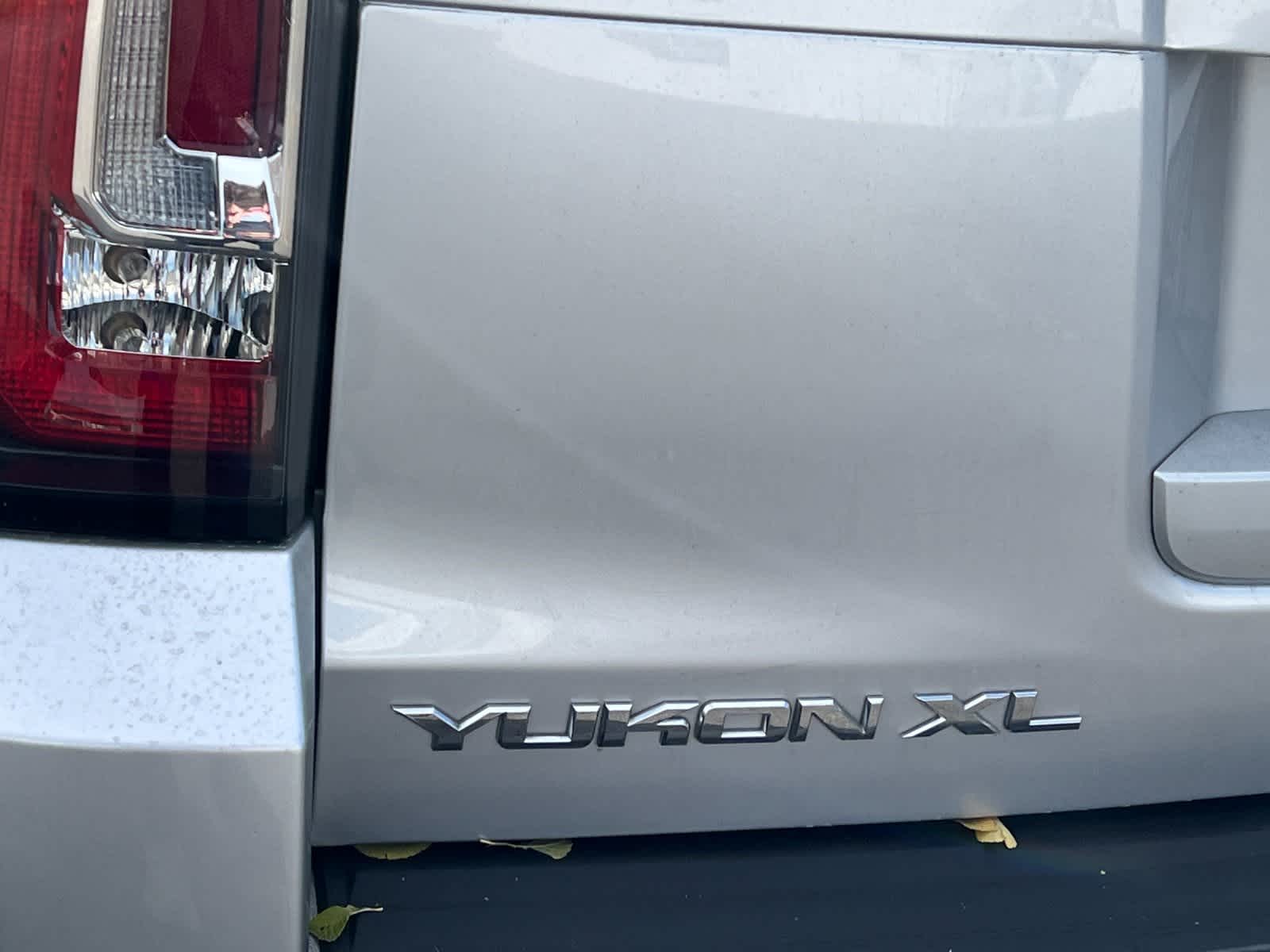 Thumbnail: 2020 GMC Yukon XL - 29