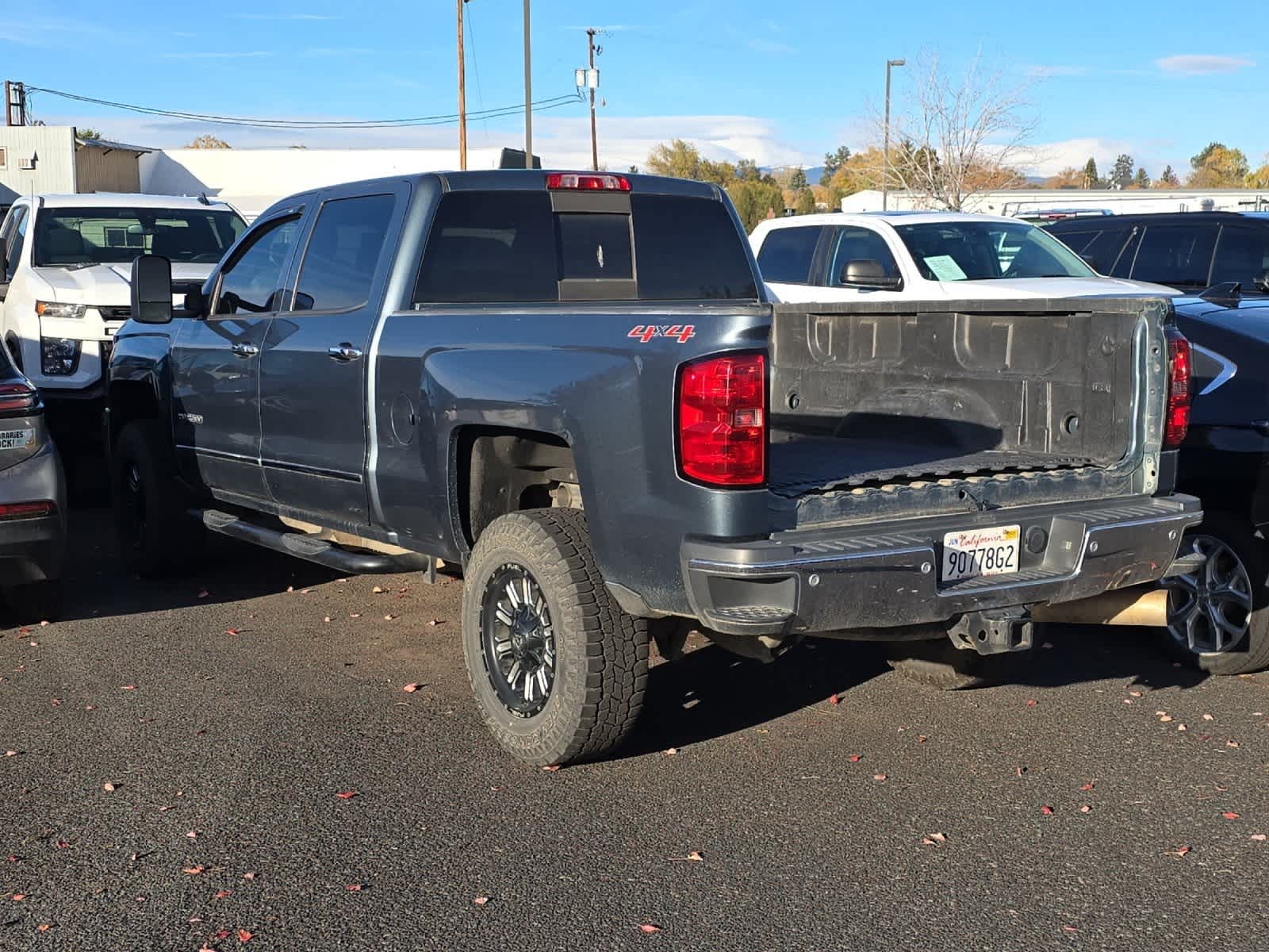 Thumbnail: 2015 Chevrolet Silverado 2500 - 3