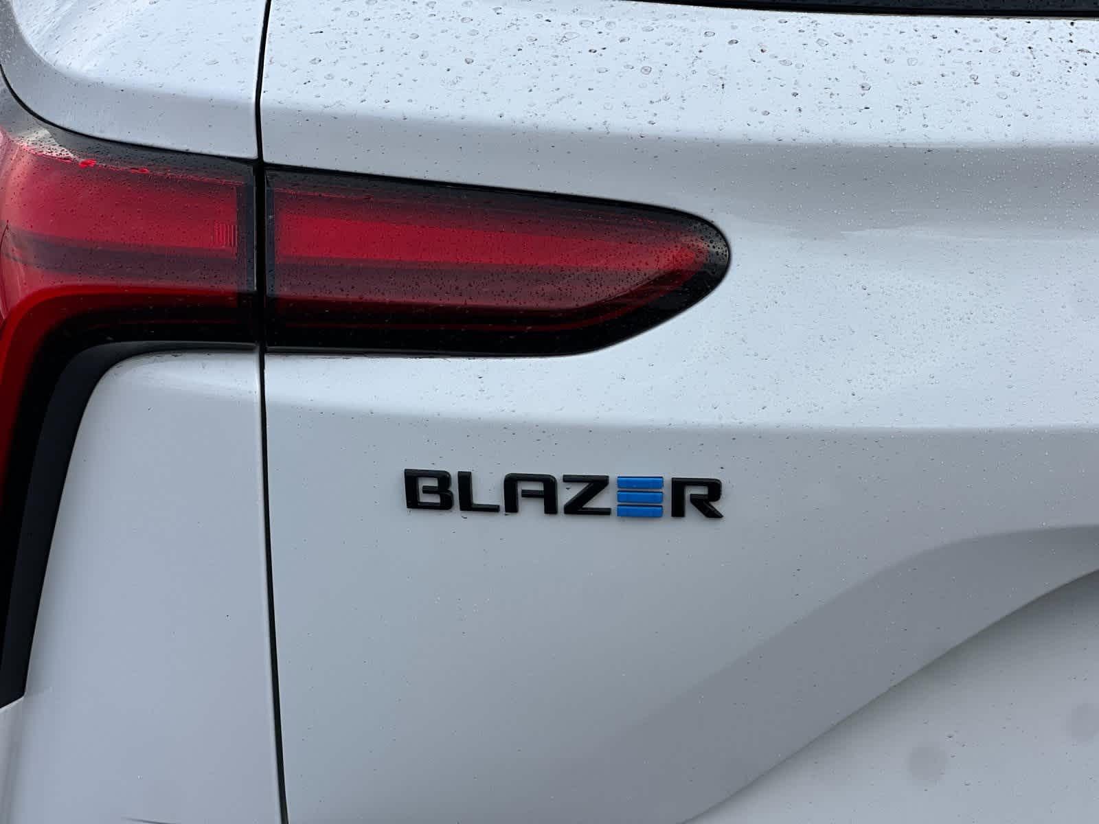 Thumbnail: 2025 Chevrolet Blazer EV - 24