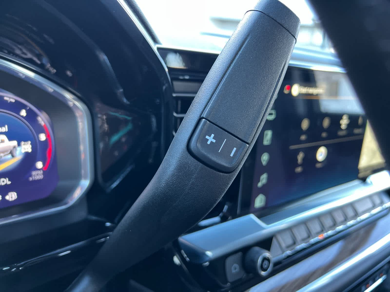 Thumbnail: 2026 Chevrolet Silverado 3500 - 21