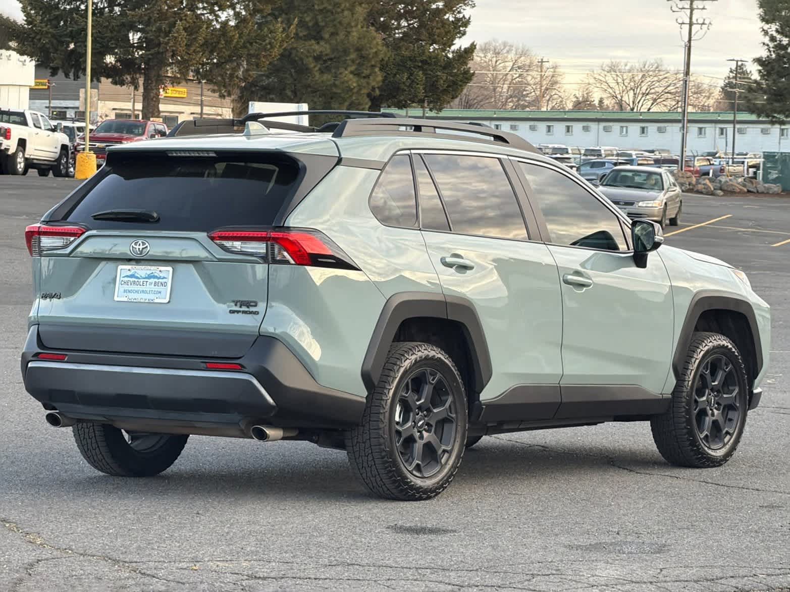 Thumbnail: 2020 Toyota RAV4 - 2