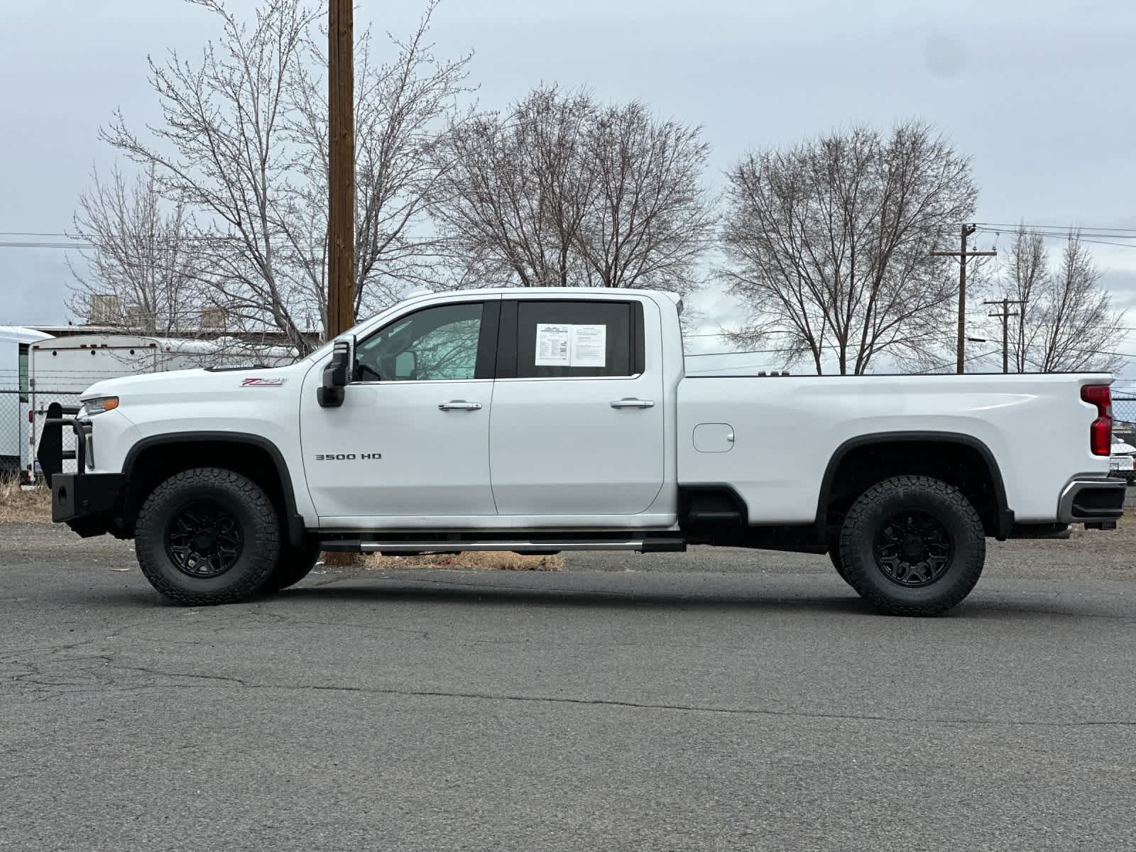 Thumbnail: 2022 Chevrolet Silverado 3500 - 5