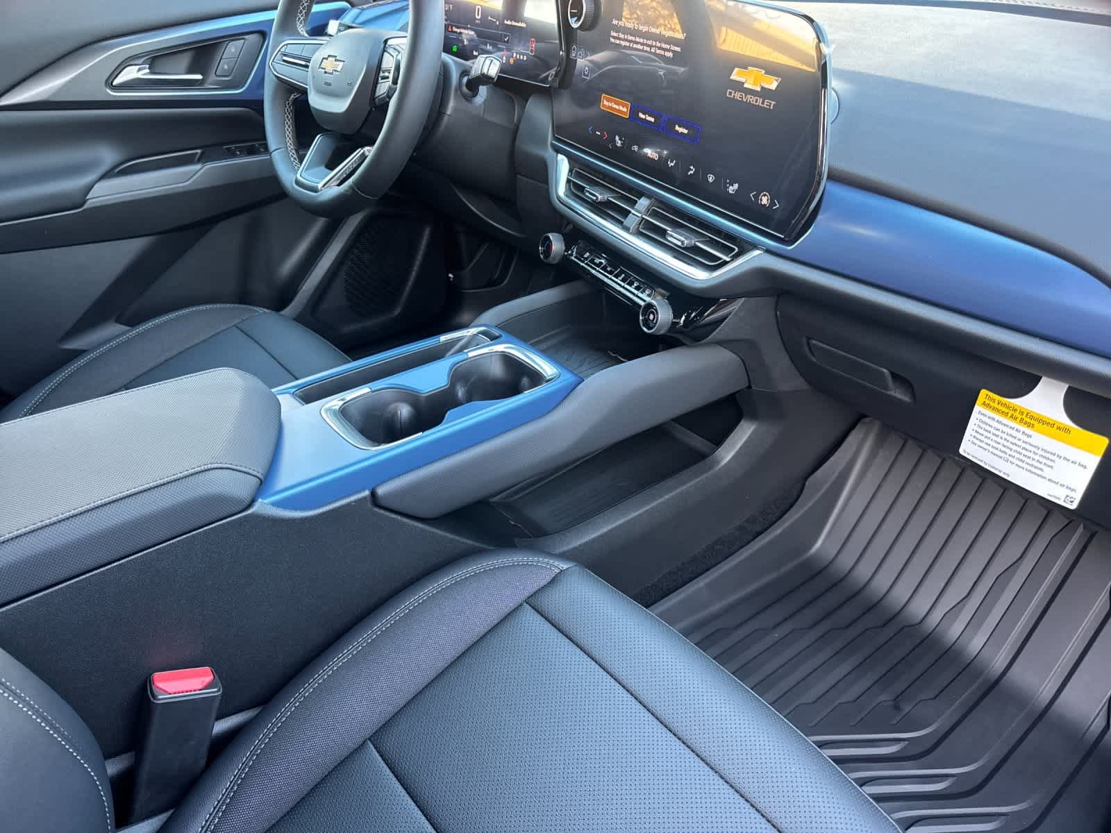 Thumbnail: 2026 Chevrolet Equinox - 16