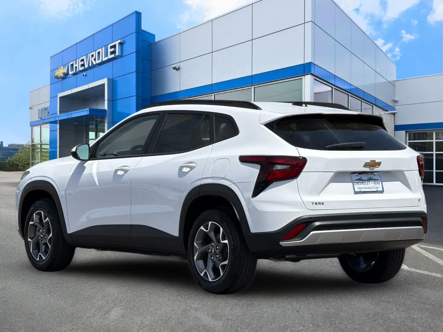 Thumbnail: 2026 Chevrolet Trax - 6