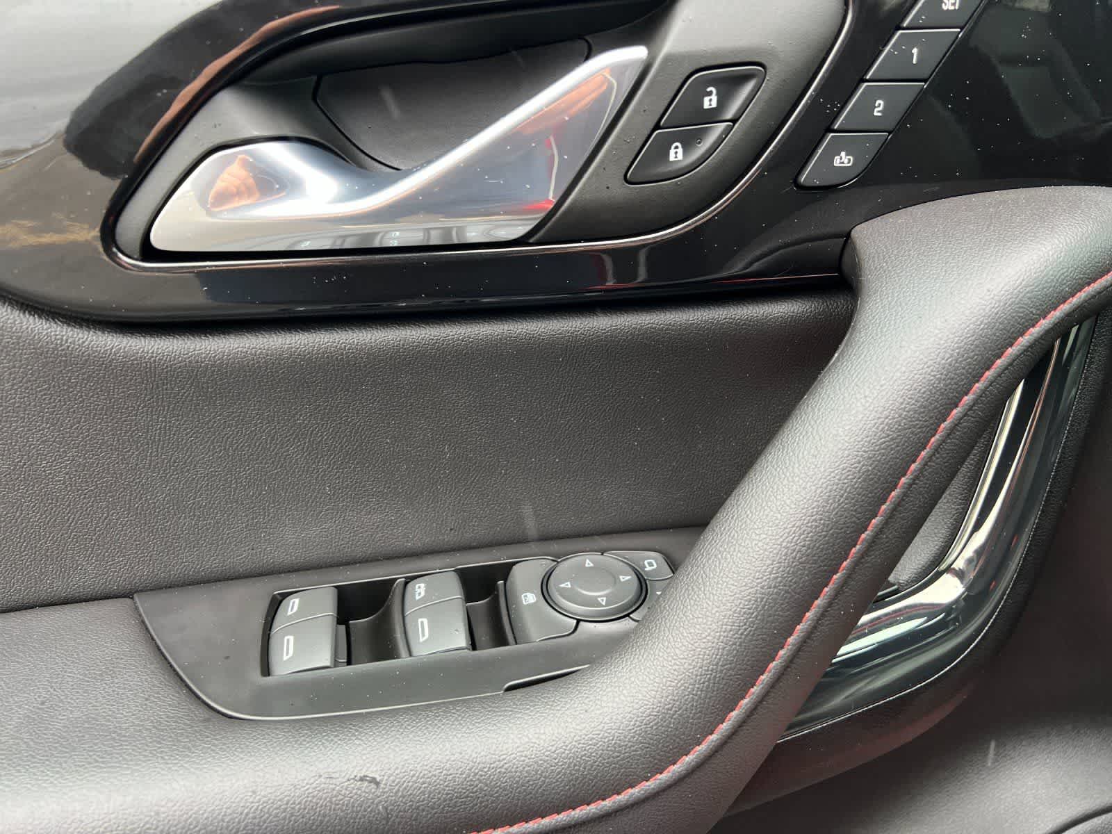 Thumbnail: 2023 Chevrolet Blazer - 12