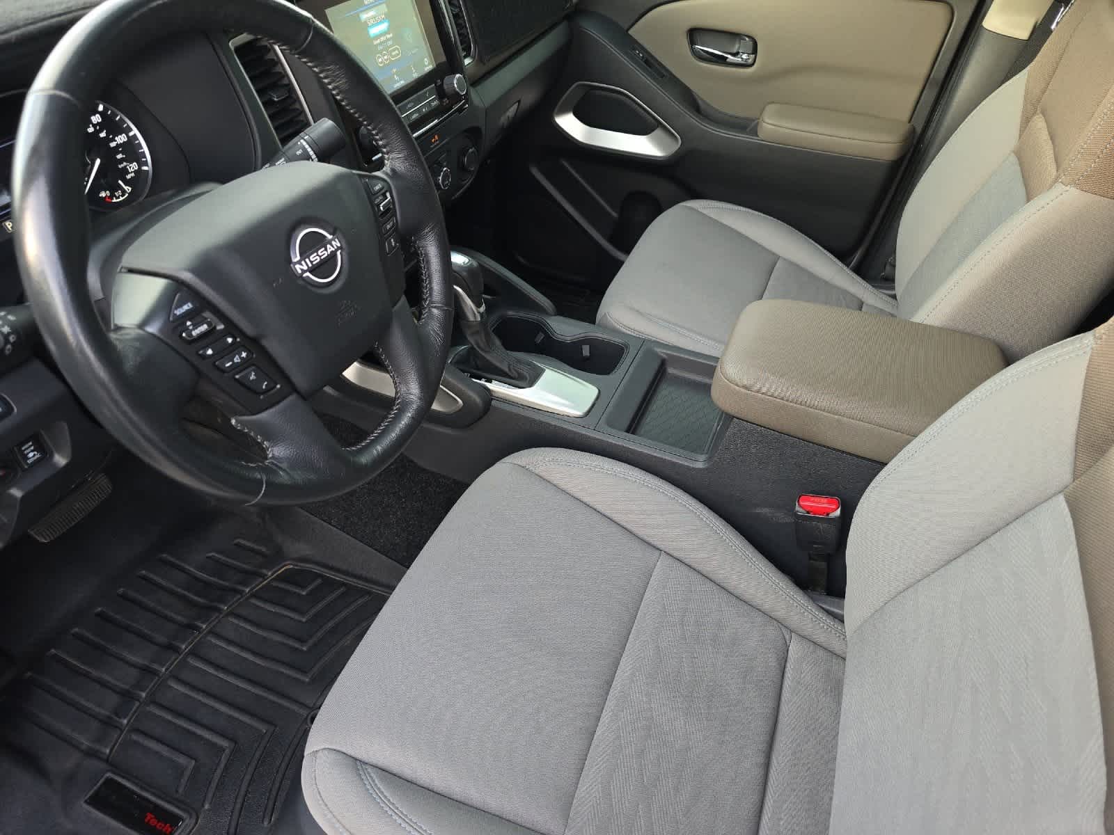 Thumbnail: 2022 Nissan Frontier - 11