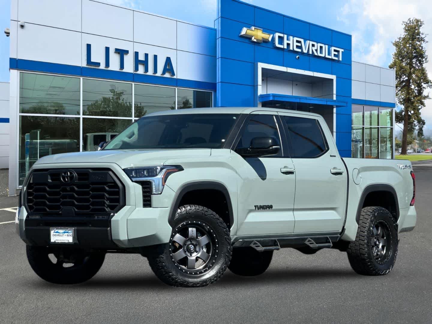 Thumbnail: 2024 Toyota Tundra - 1