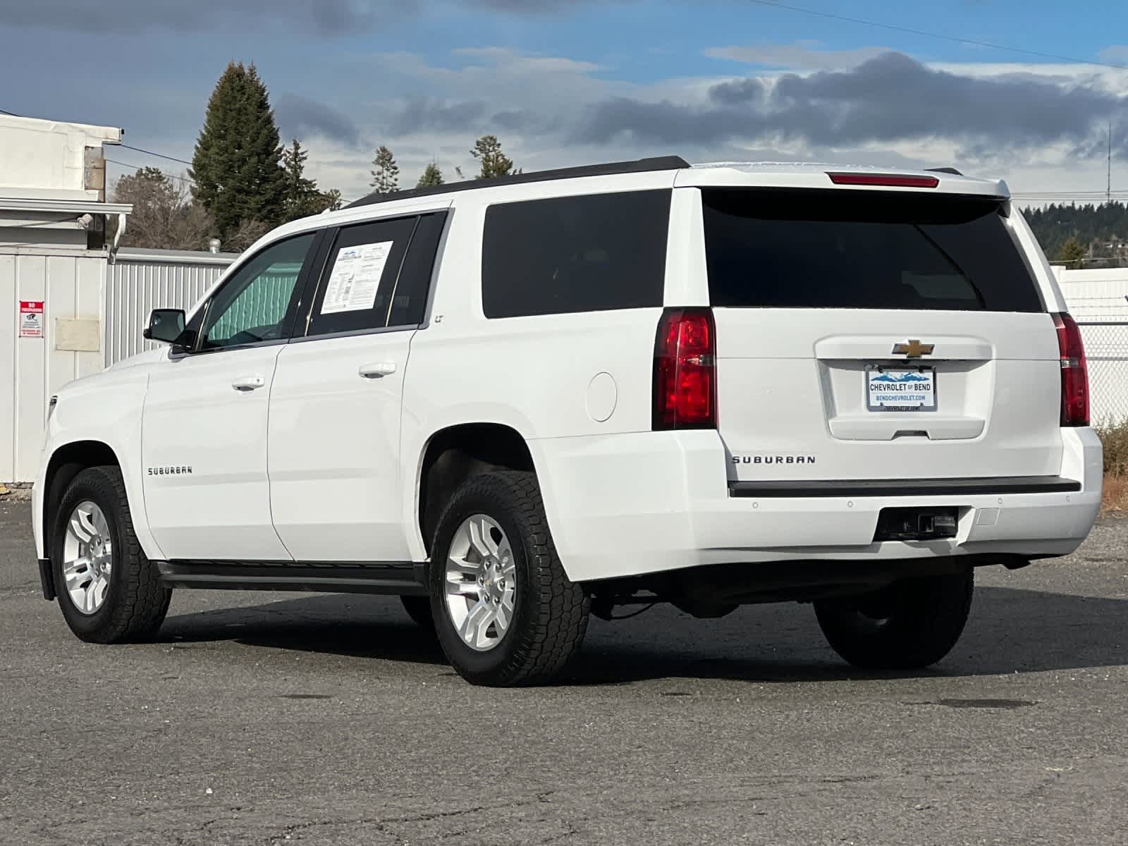 Thumbnail: 2017 Chevrolet Suburban - 6