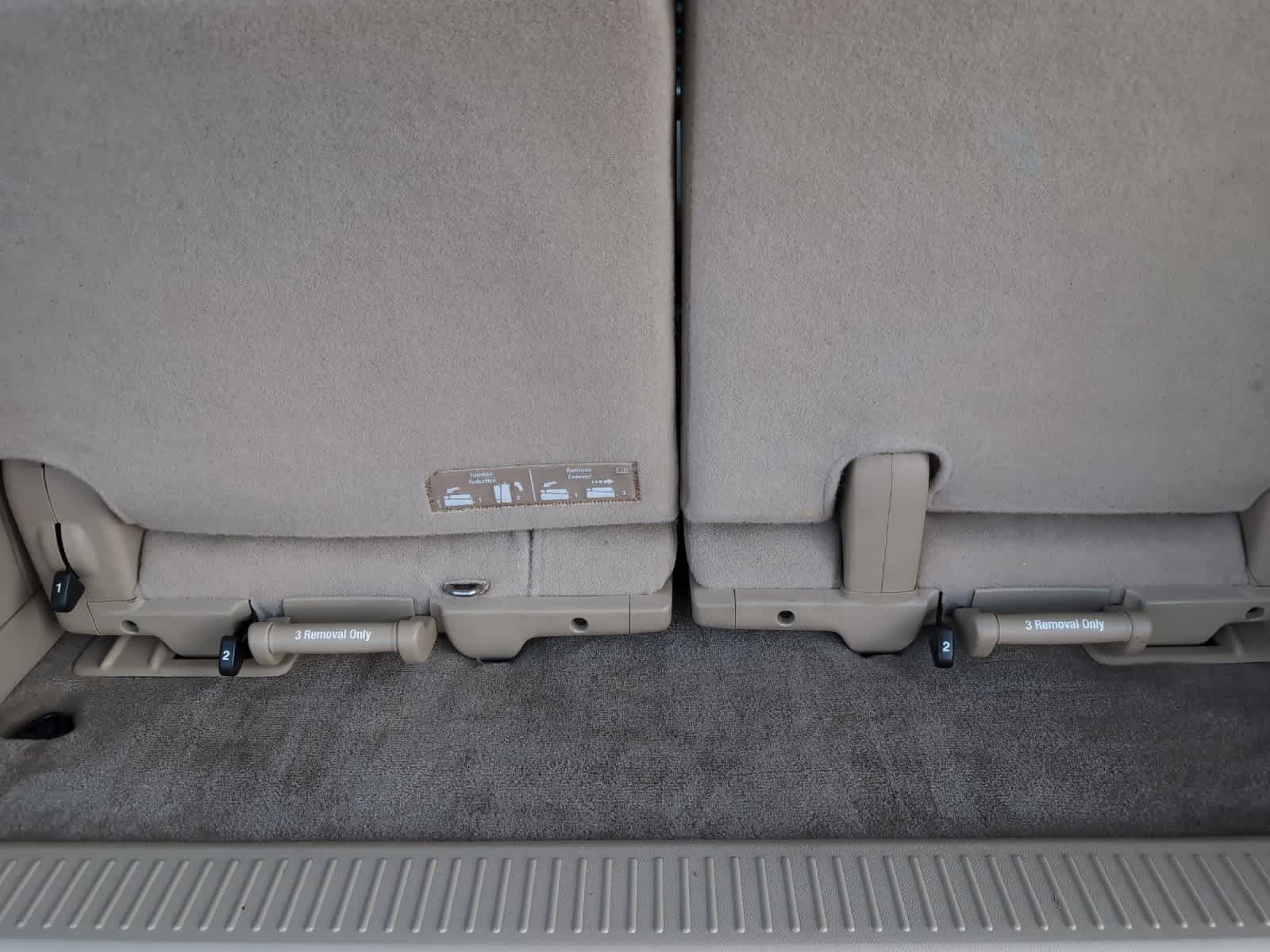 Thumbnail: 2011 Chevrolet Tahoe - 17