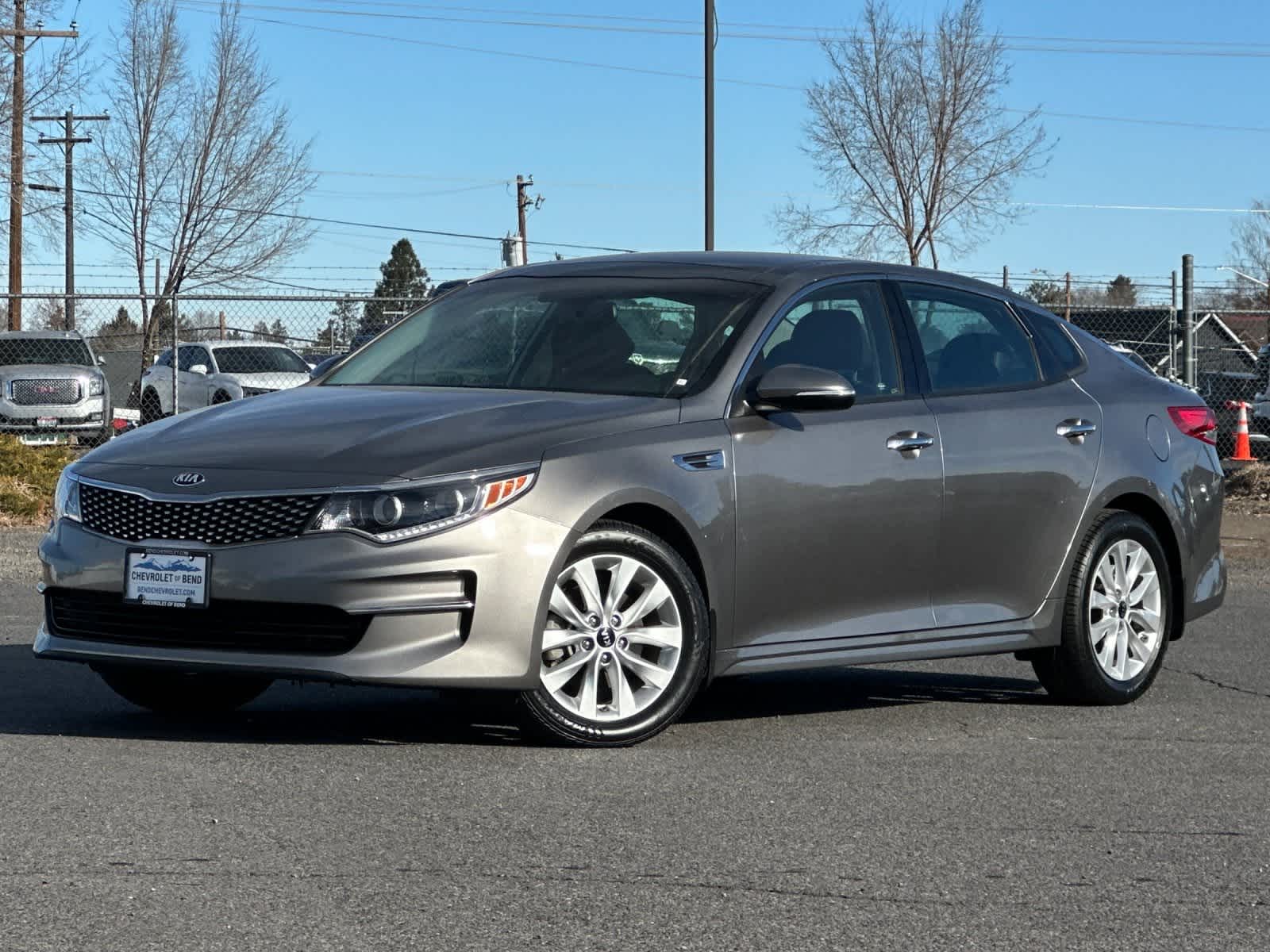 Thumbnail: 2016 Kia Optima - 1