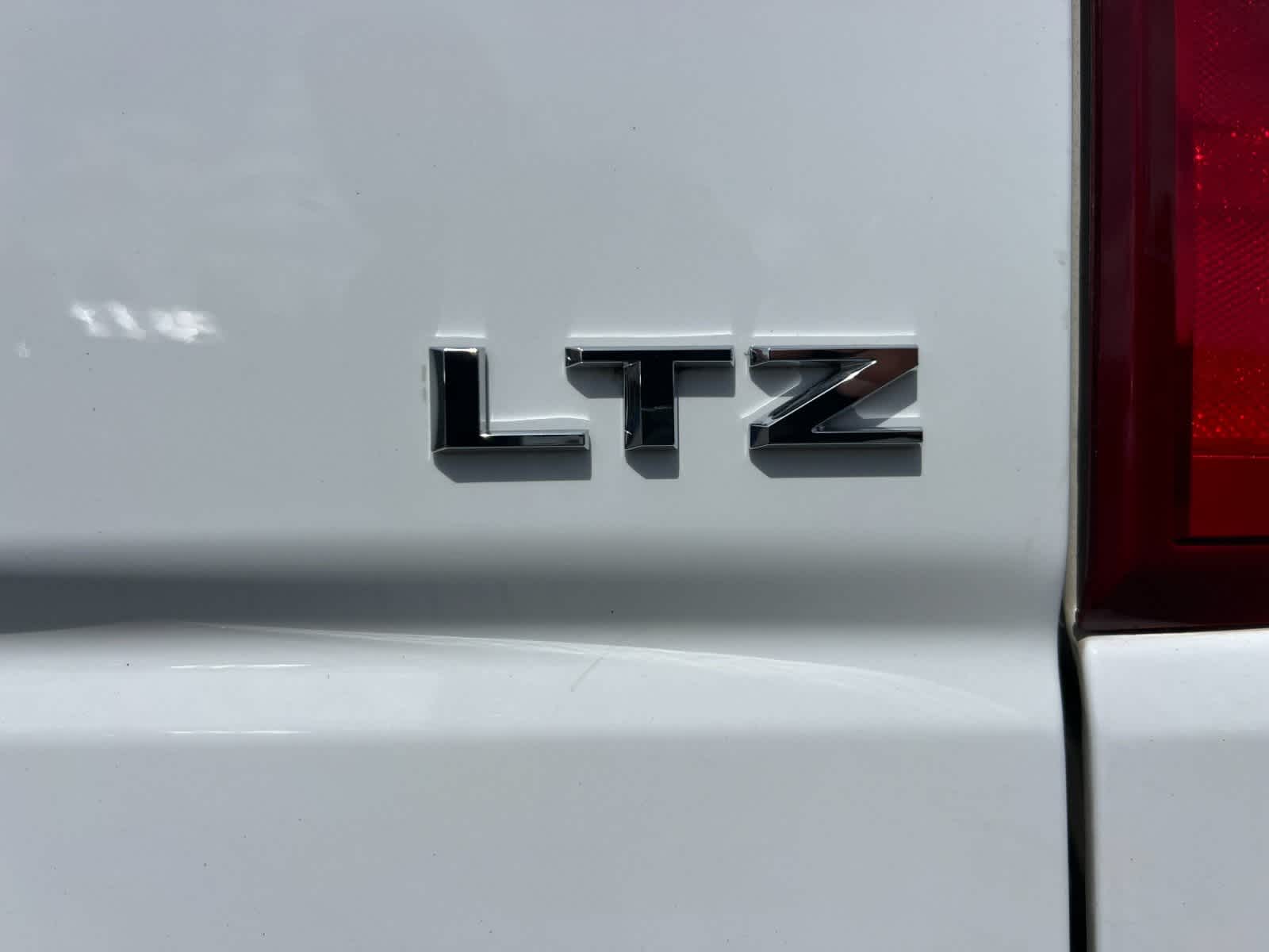 2019 Chevrolet Silverado 1500 LTZ 27