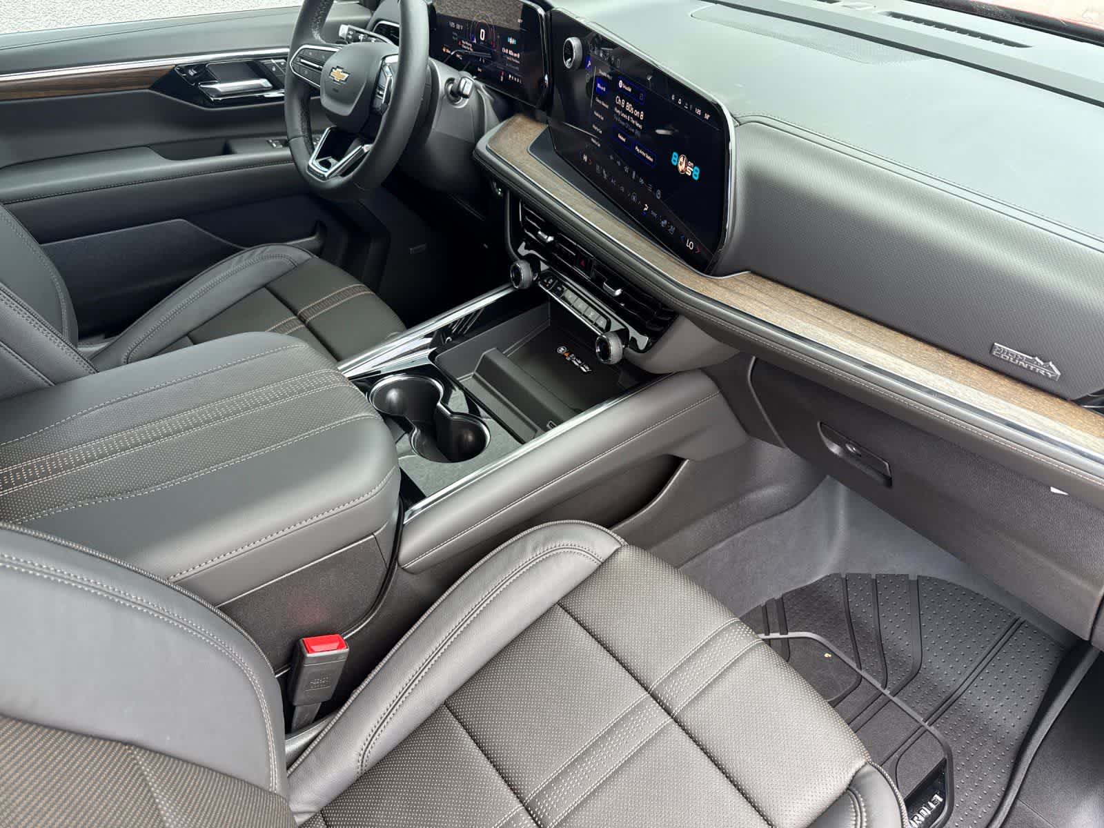 Thumbnail: 2026 Chevrolet Tahoe - 17