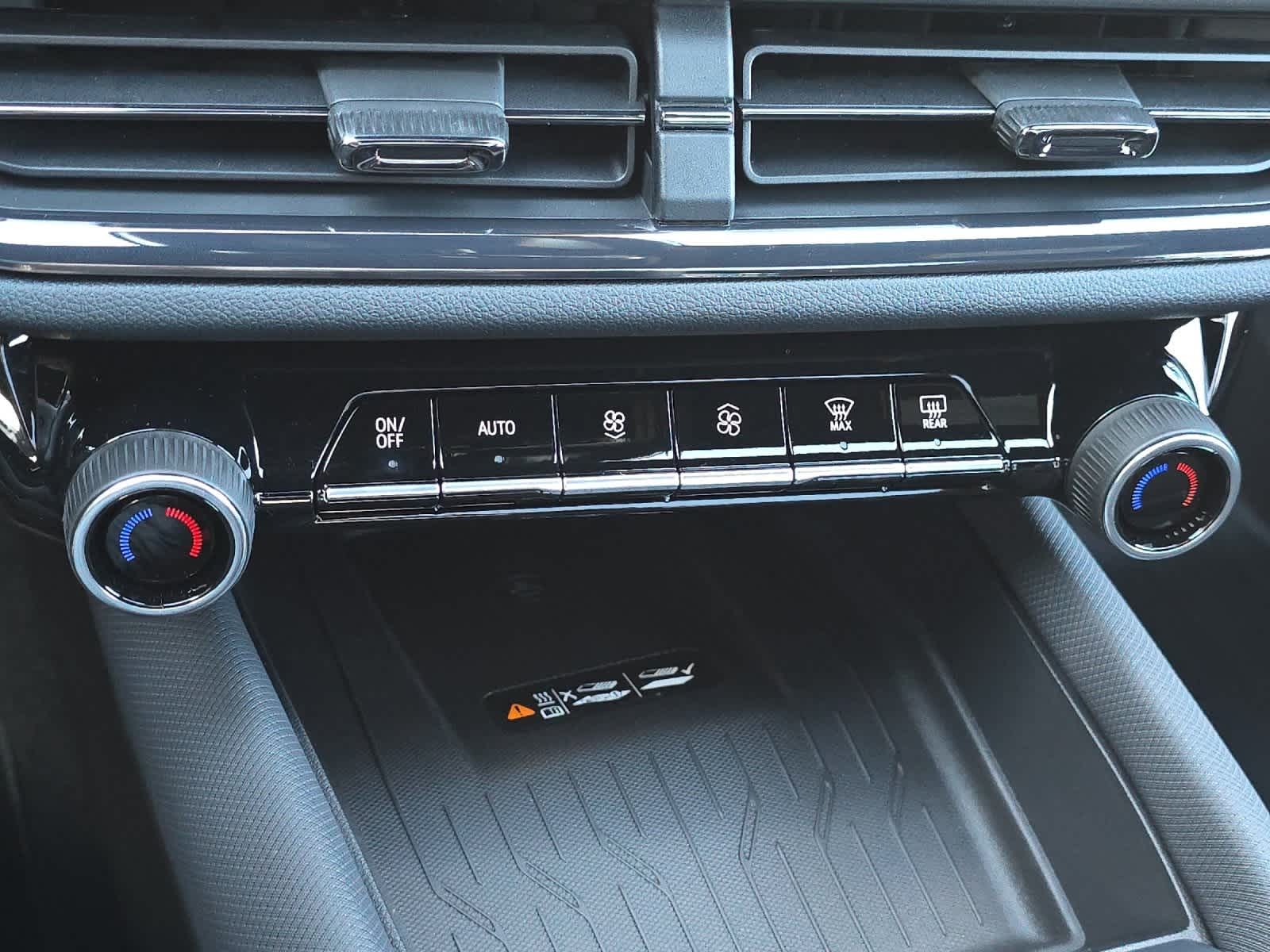 Thumbnail: 2026 Chevrolet Equinox - 21