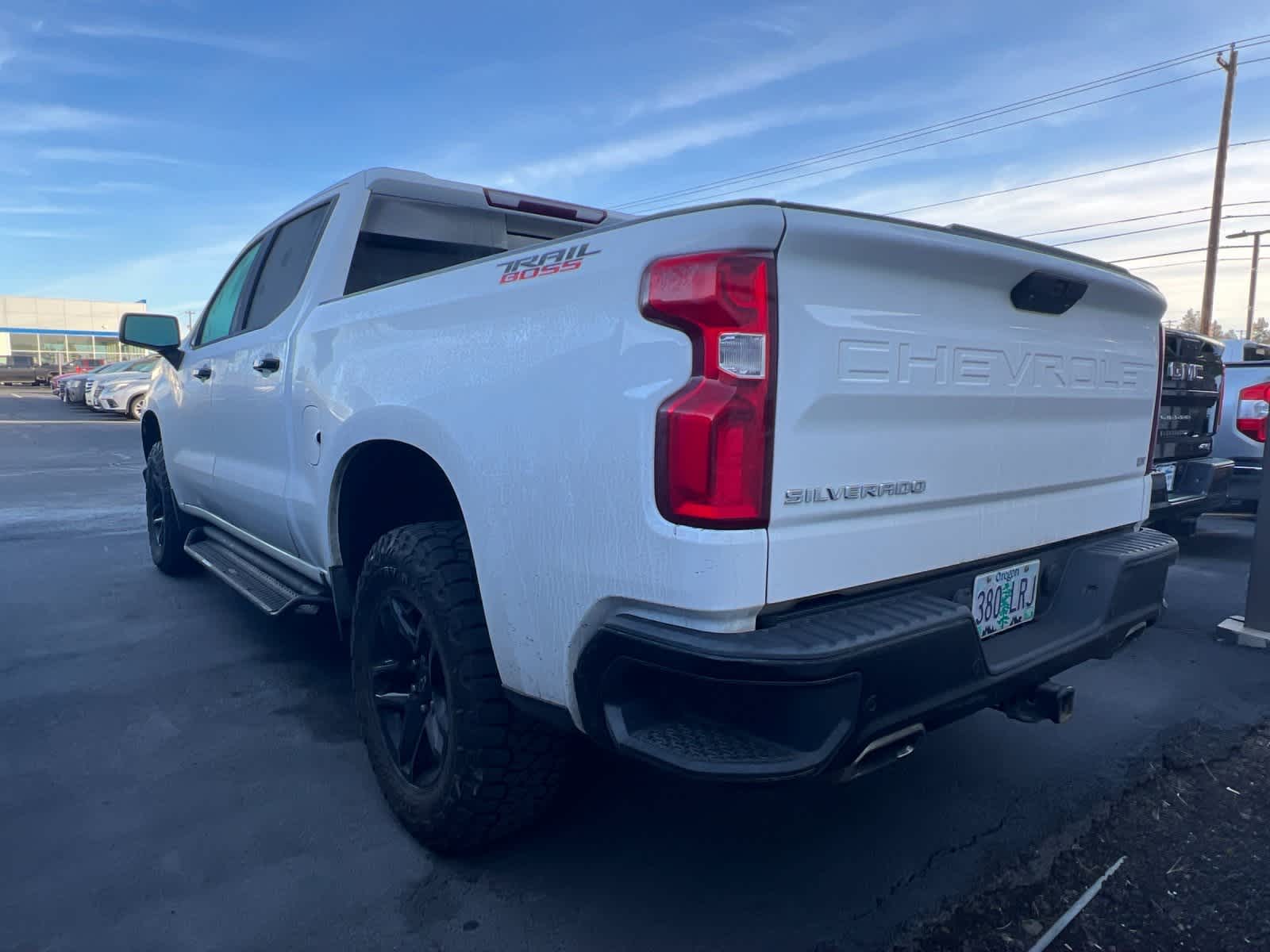 Thumbnail: 2019 Chevrolet Silverado 1500 - 3