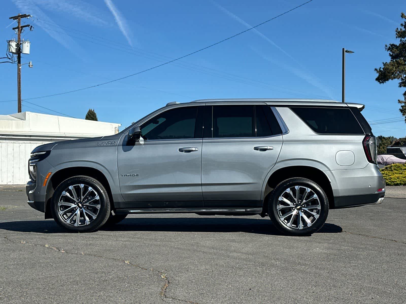 Thumbnail: 2025 Chevrolet Tahoe - 5