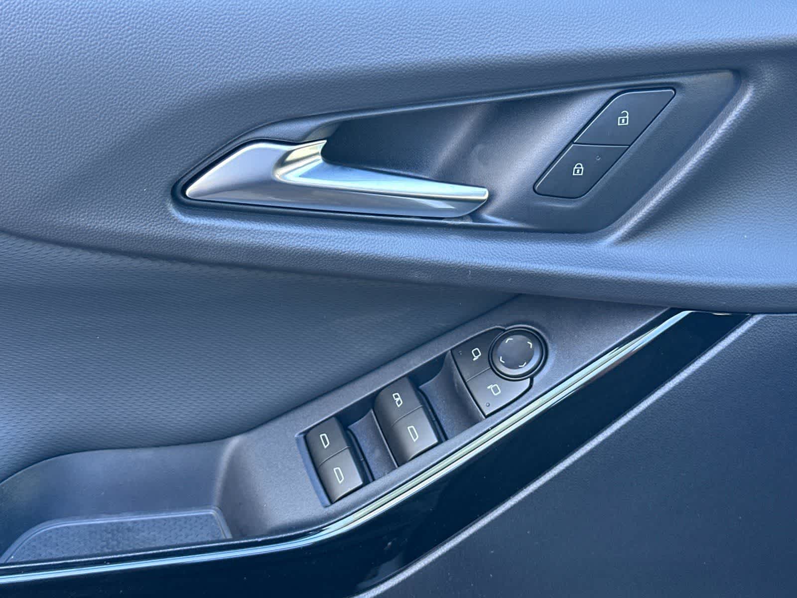 Thumbnail: 2026 Chevrolet Equinox - 13