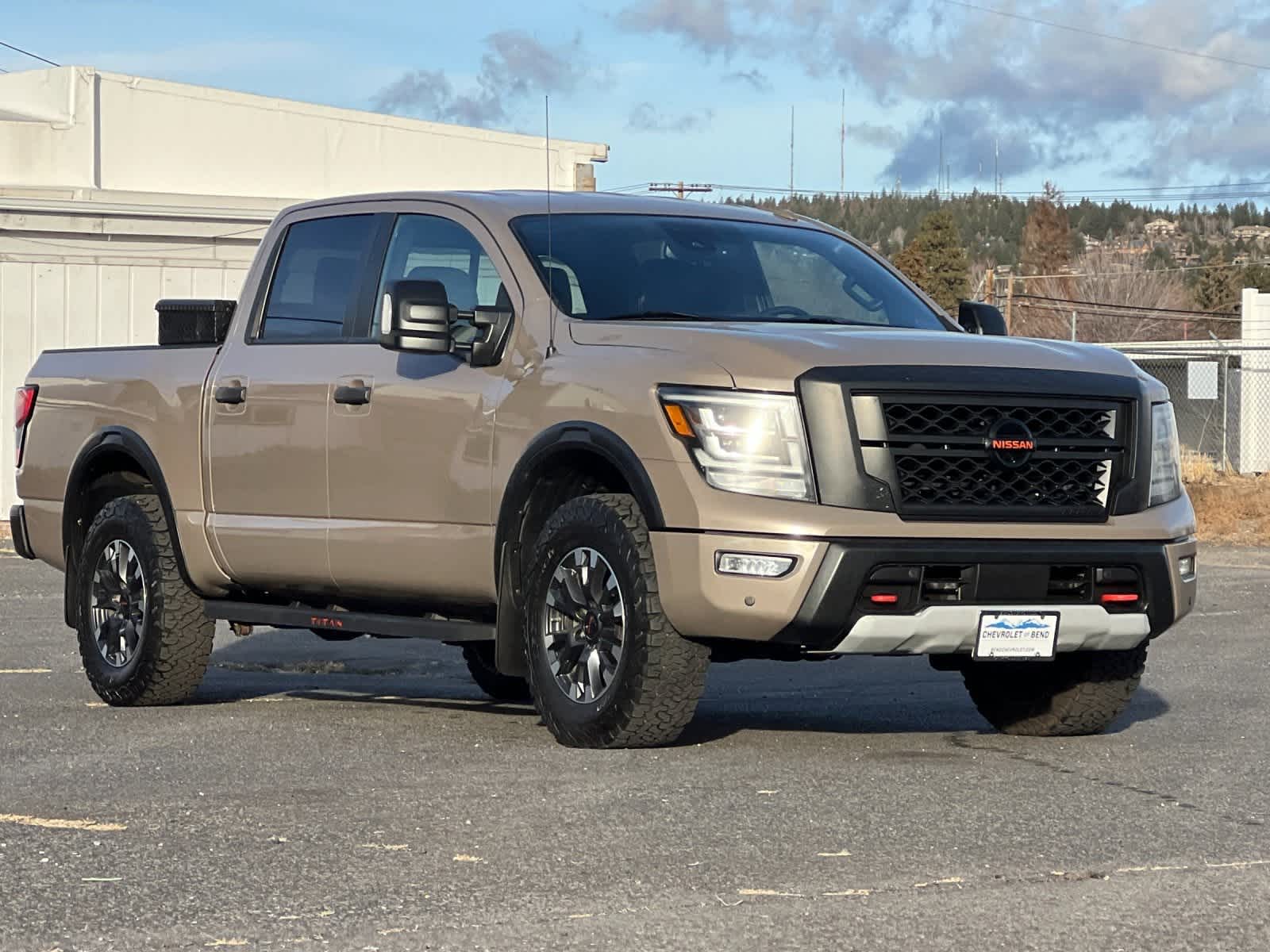 Thumbnail: 2021 Nissan Titan - 9