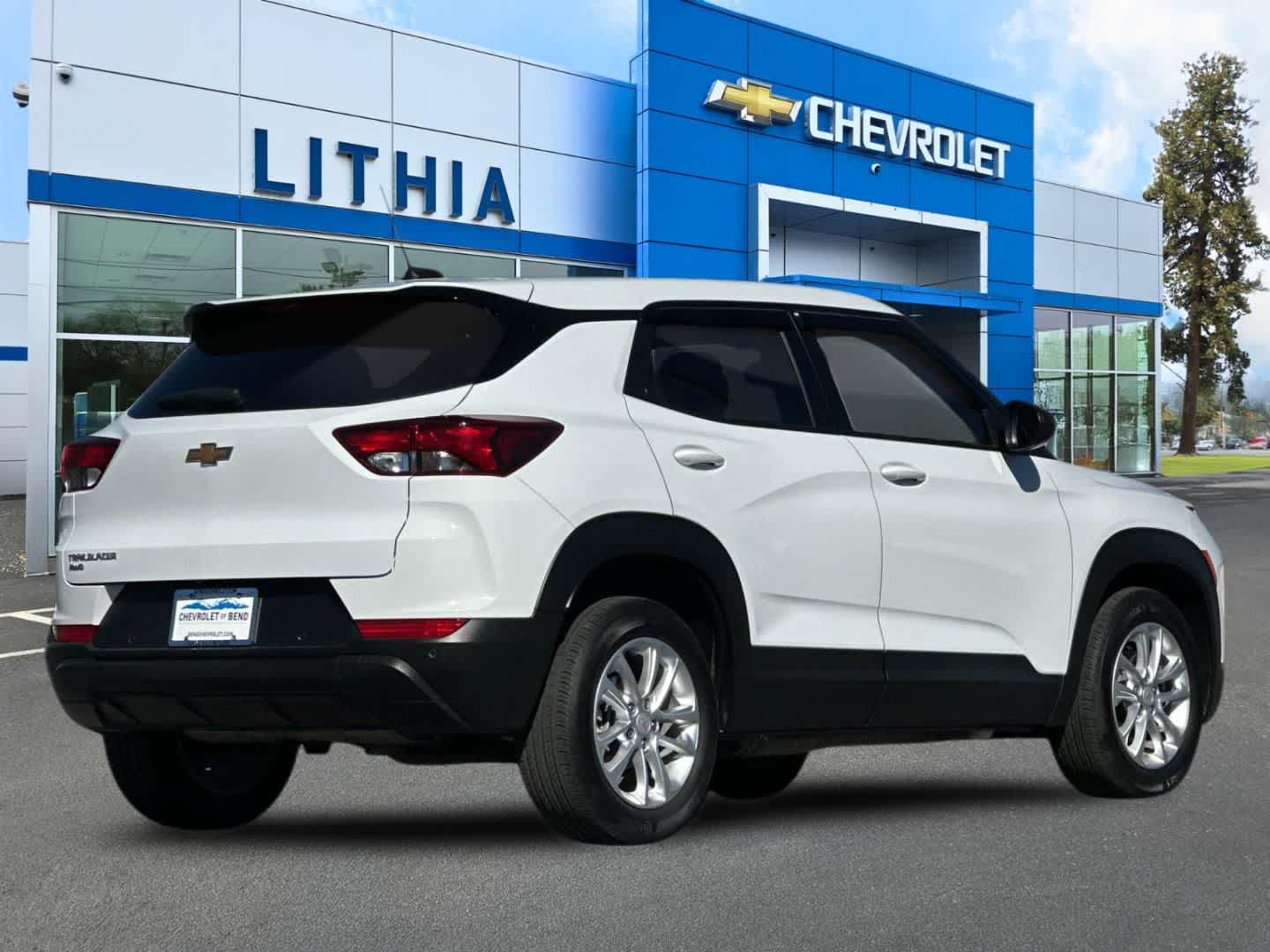 Thumbnail: 2025 Chevrolet TrailBlazer - 2