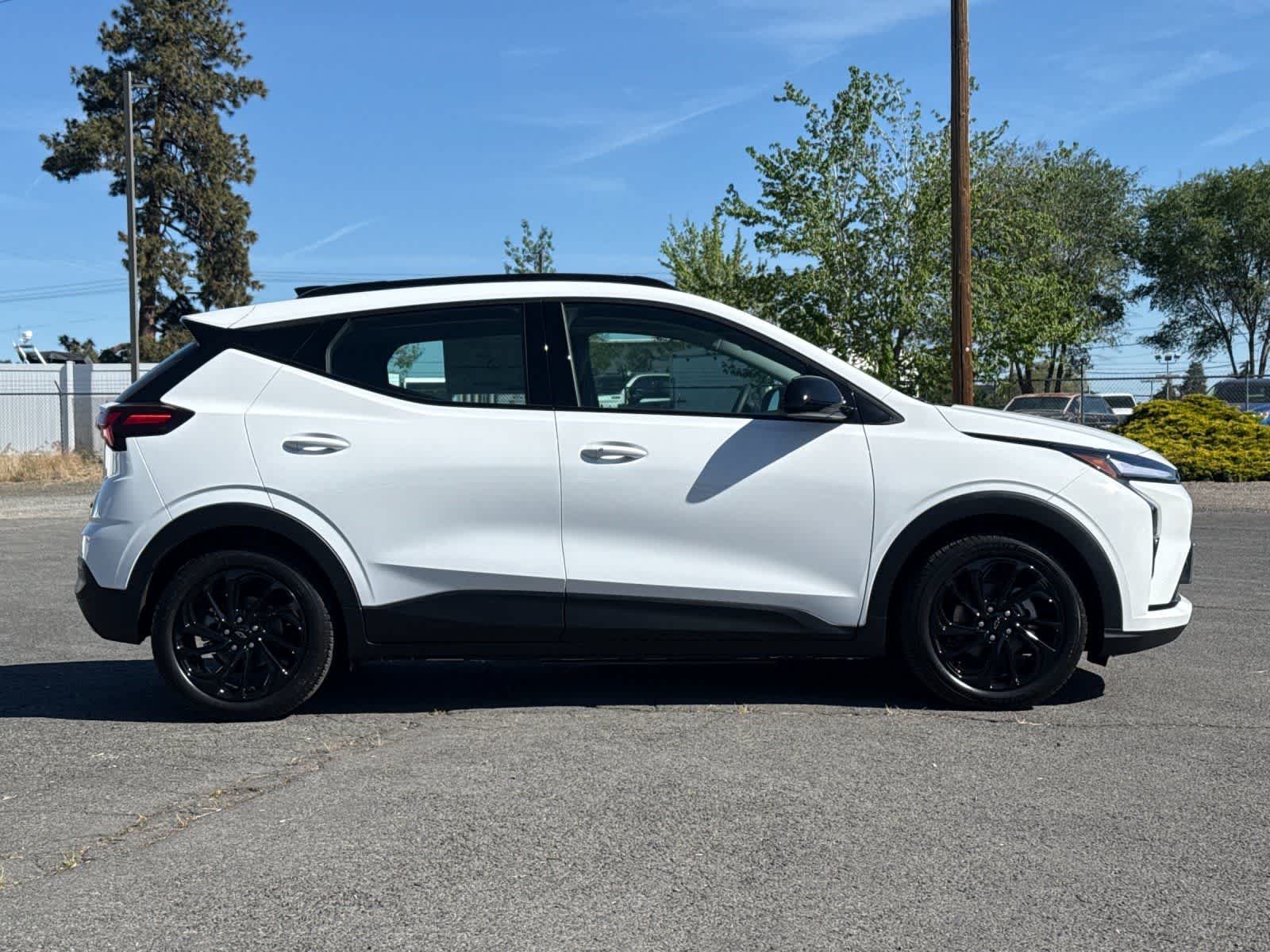 Thumbnail: 2027 Chevrolet Bolt EV - 8