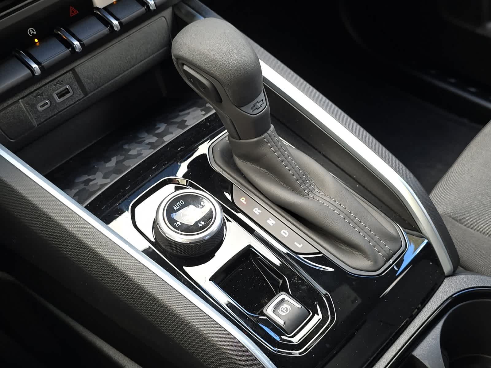 Thumbnail: 2026 Chevrolet Colorado - 21