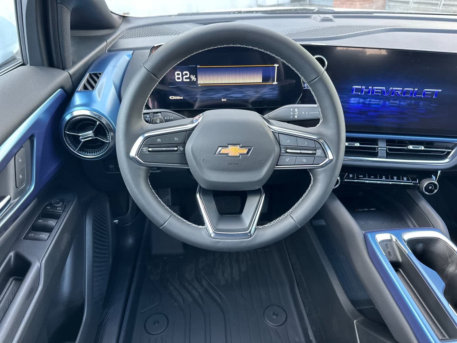 Thumbnail: 2026 Chevrolet Equinox - 14