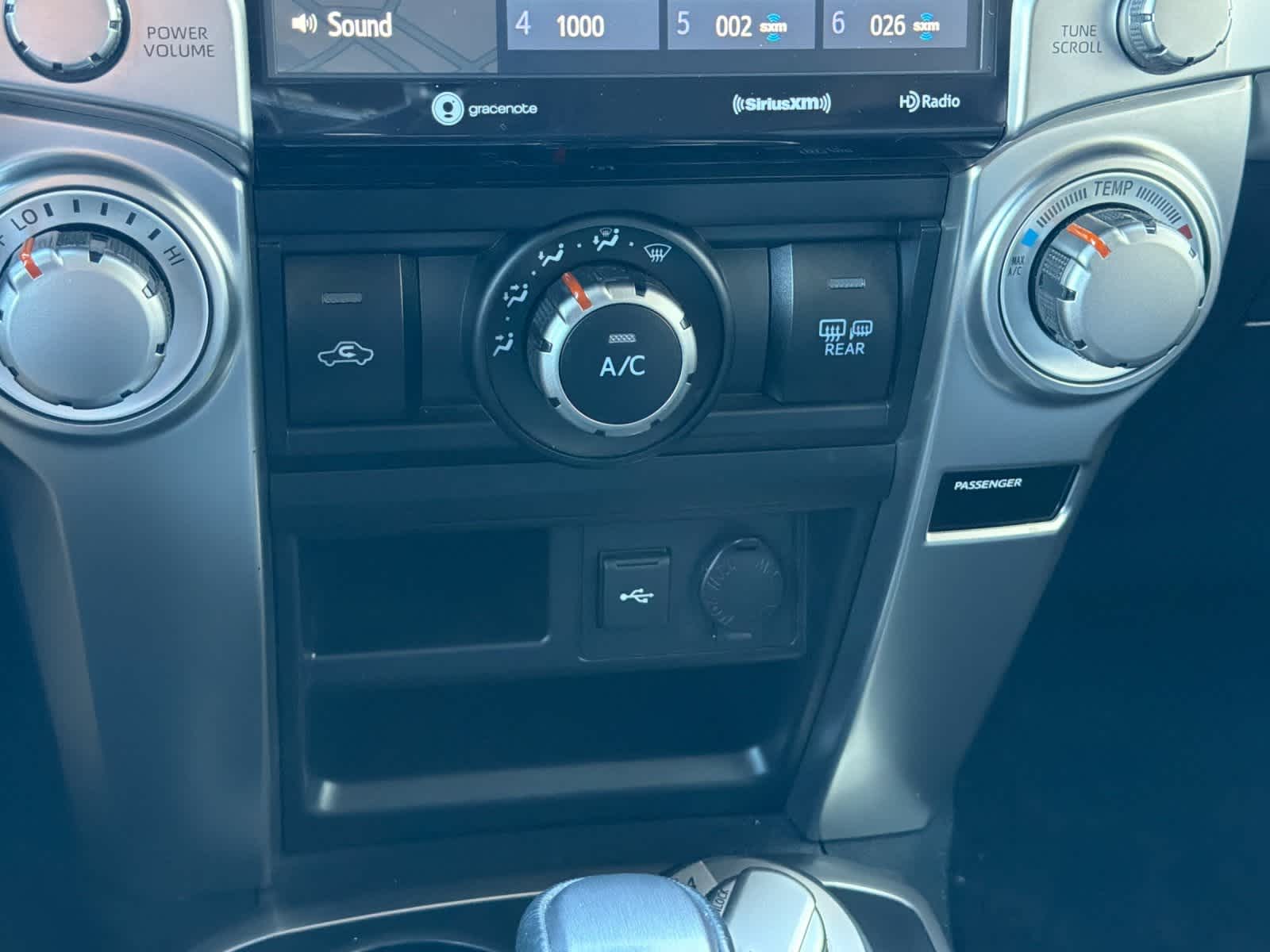 Thumbnail: 2024 Toyota 4Runner - 21