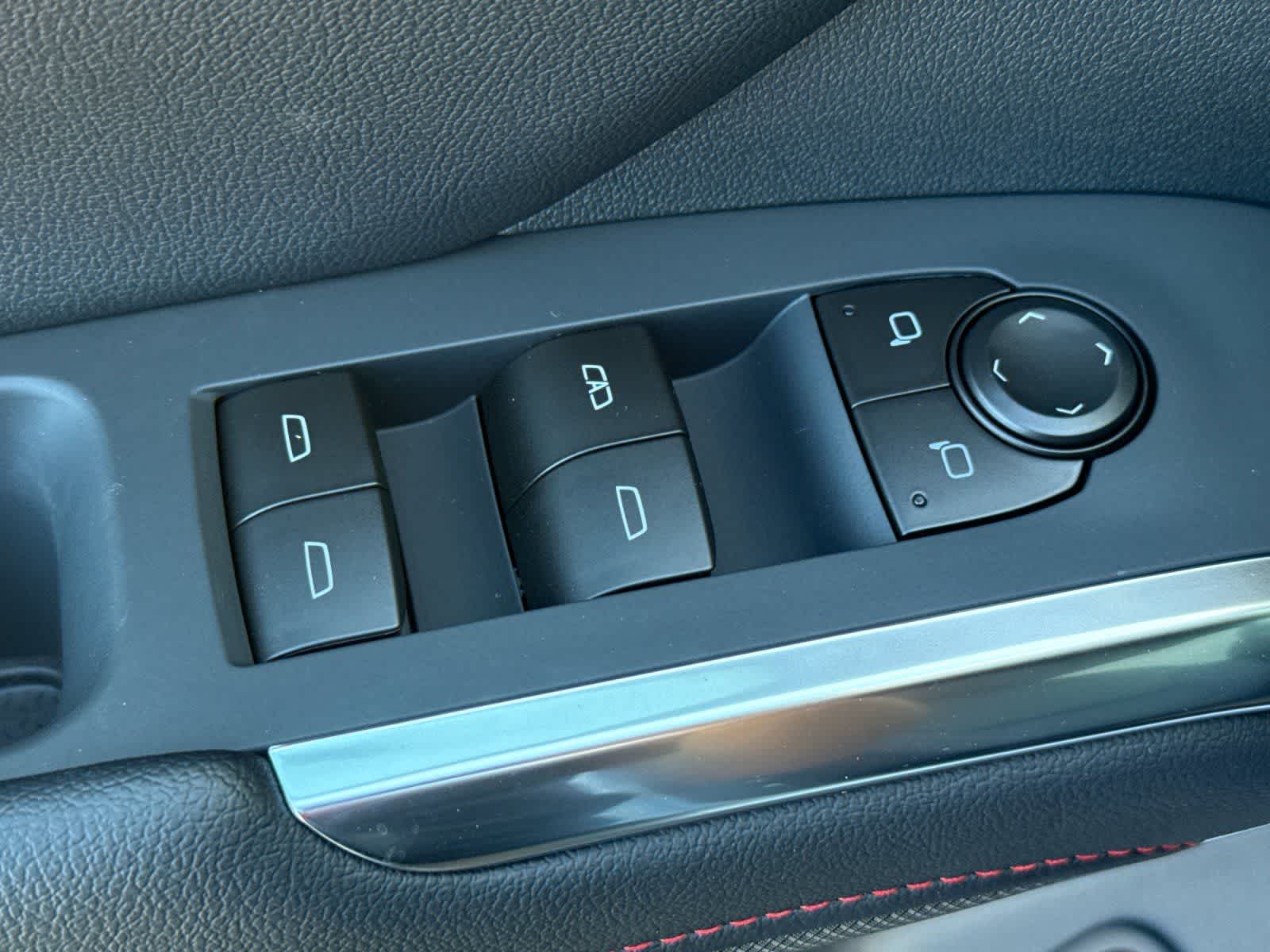 Thumbnail: 2026 Chevrolet Traverse - 13
