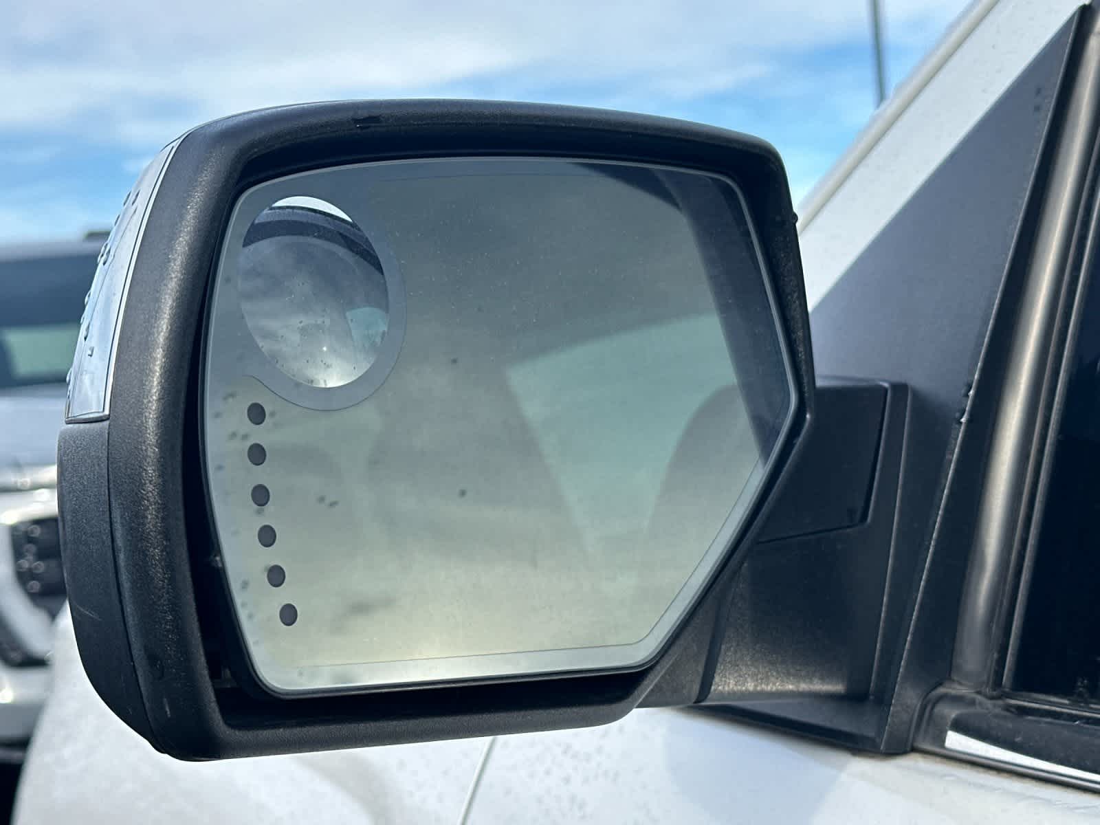 Thumbnail: 2017 Chevrolet Silverado 1500 - 10