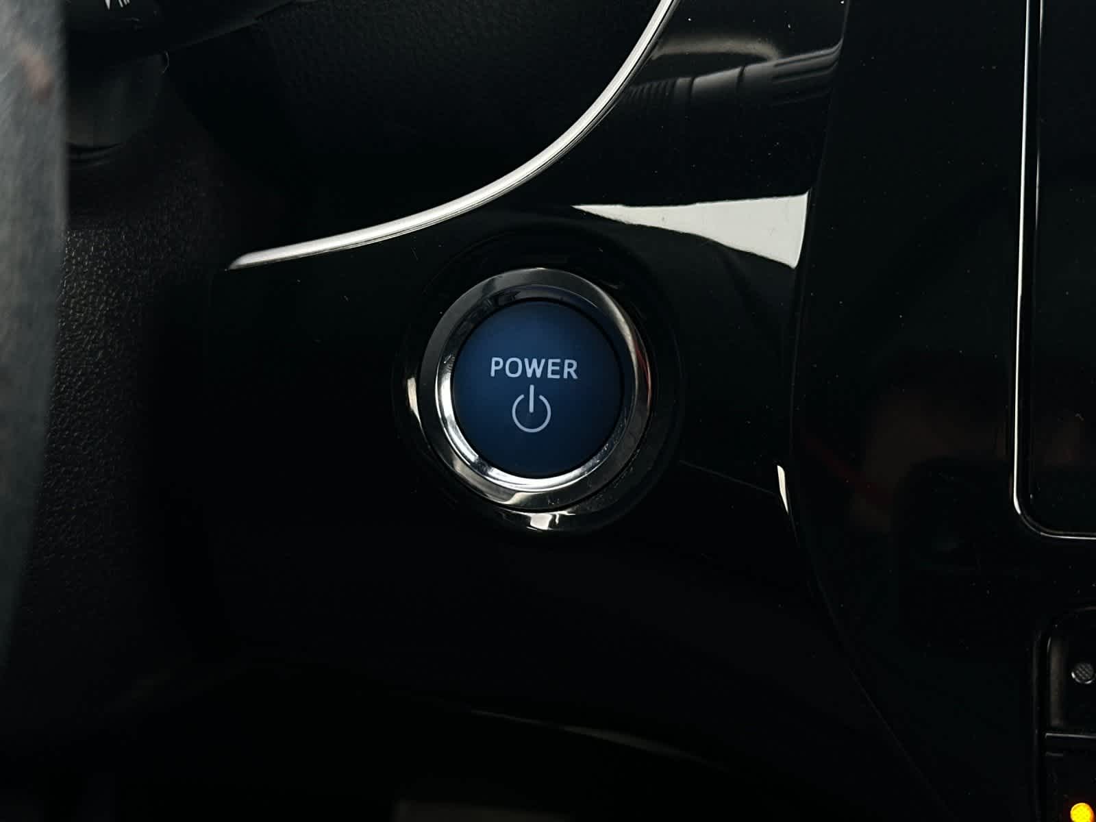 Thumbnail: 2019 Toyota Prius - 22