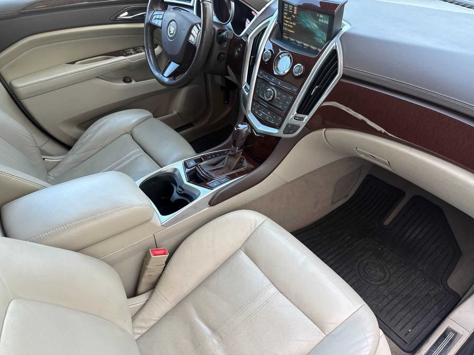 Thumbnail: 2011 Cadillac SRX - 16