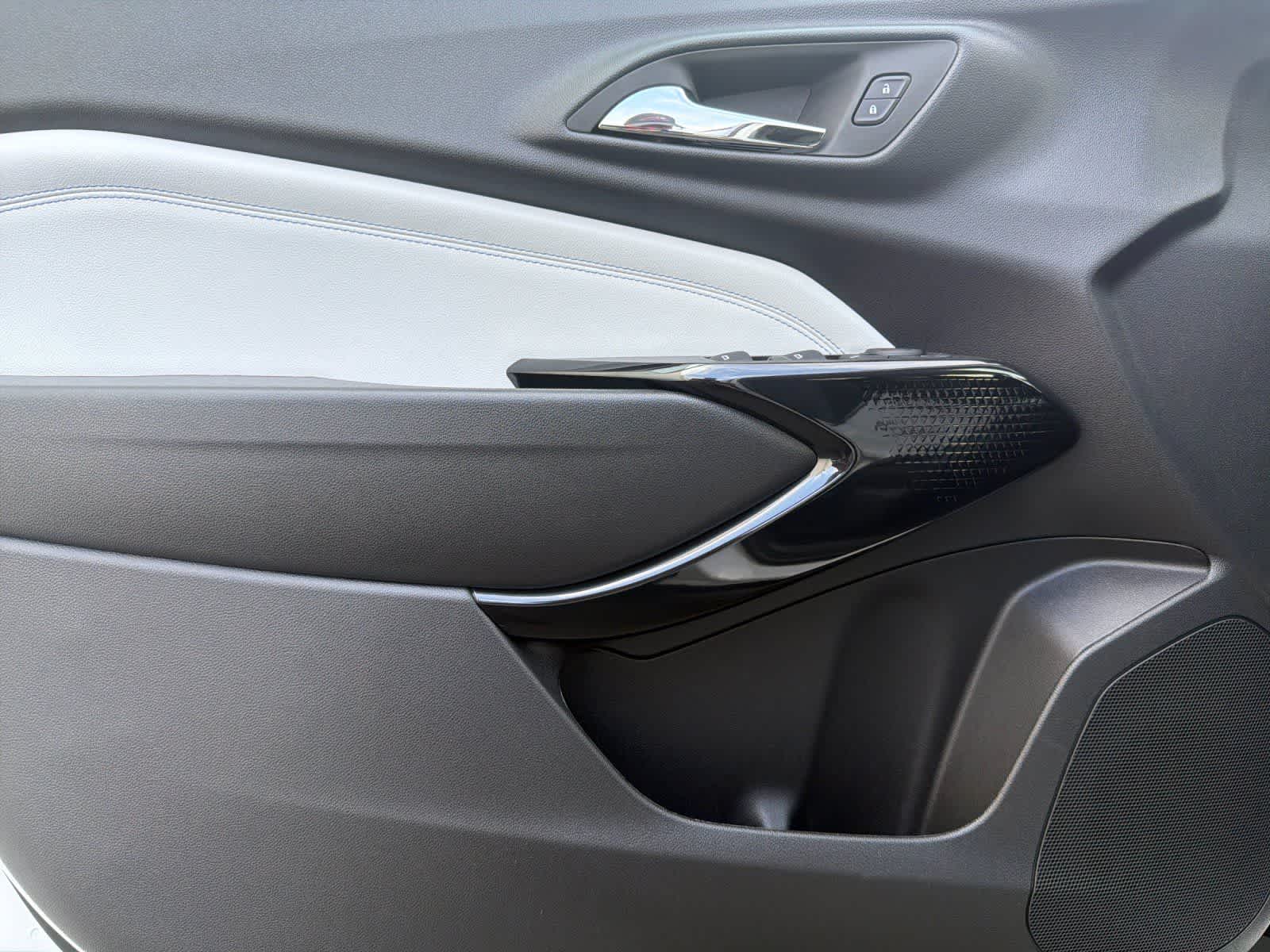 Thumbnail: 2026 Chevrolet Trax - 12