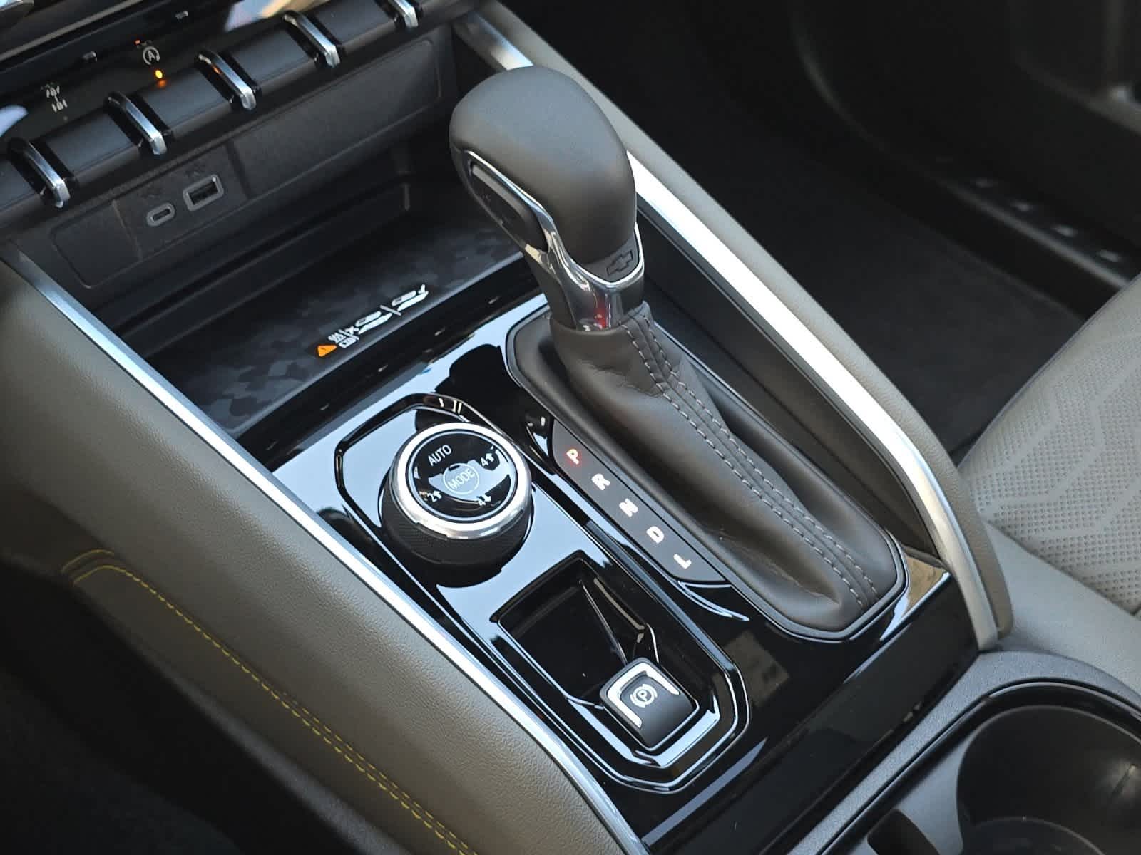 Thumbnail: 2026 Chevrolet Colorado - 21