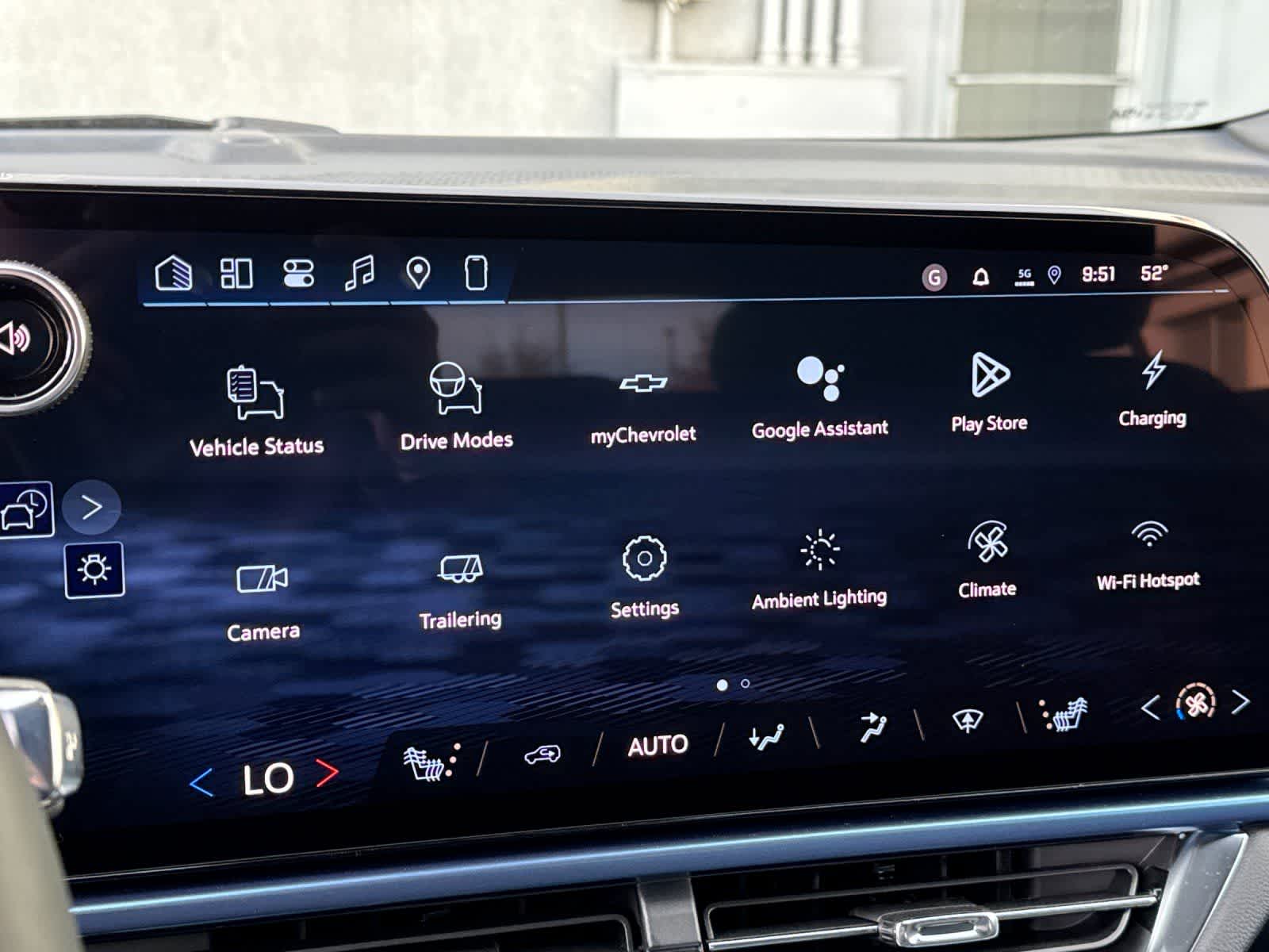 Thumbnail: 2026 Chevrolet Equinox - 18