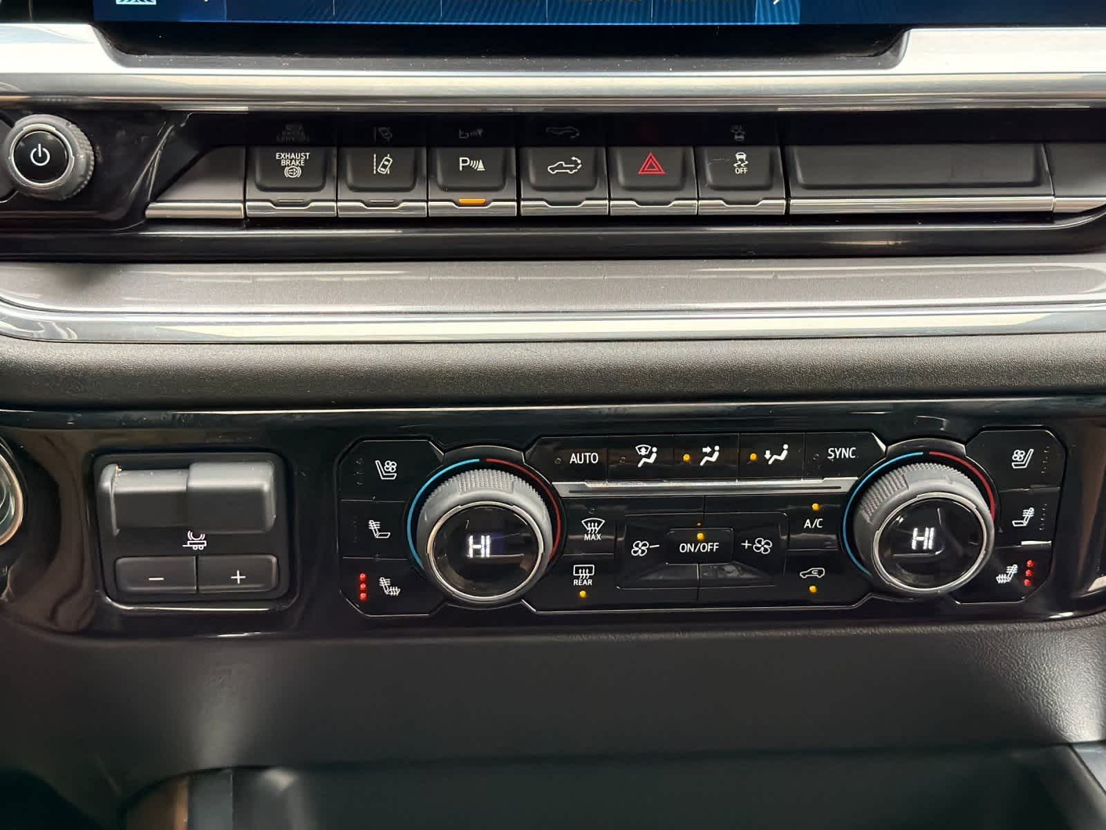 Thumbnail: 2024 Chevrolet Silverado 2500 - 19