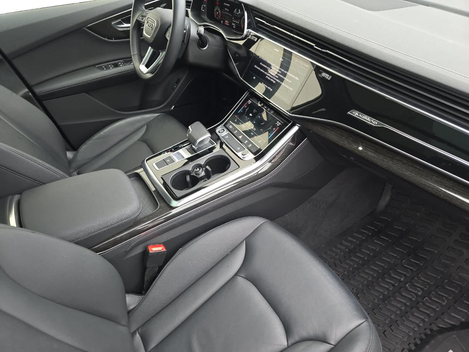 Thumbnail: 2023 Audi Q7 - 16