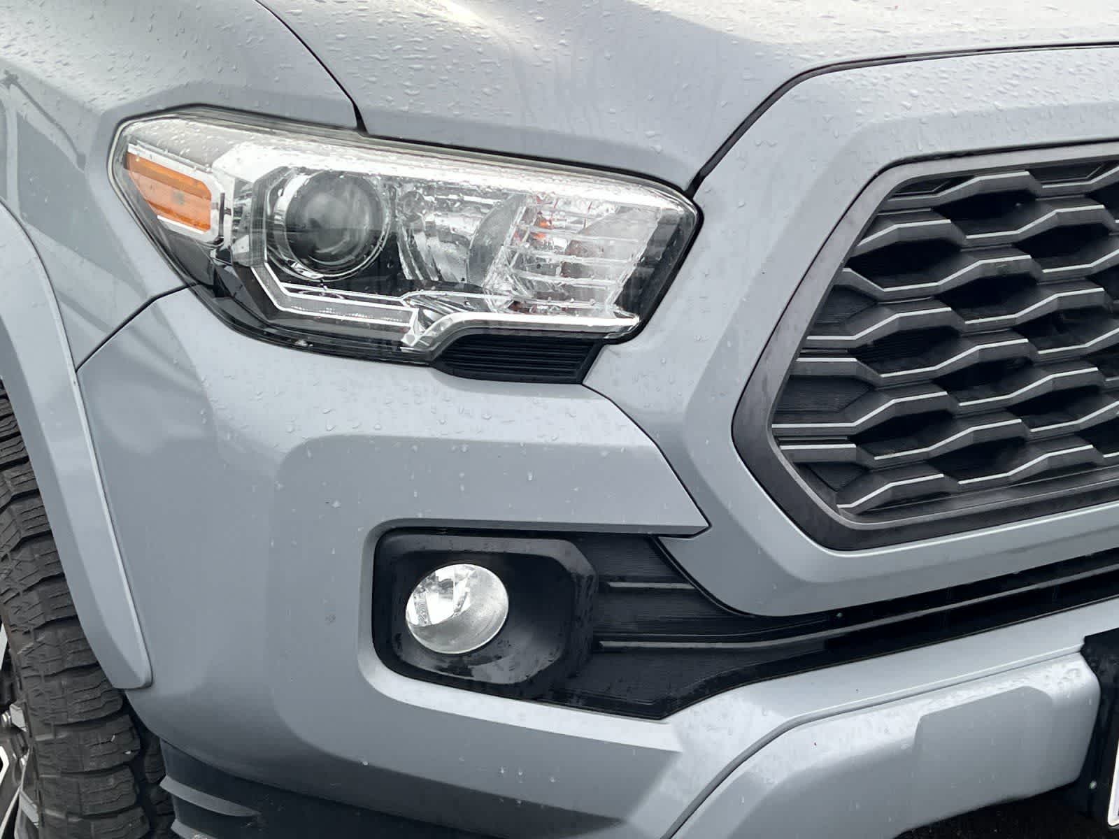 Thumbnail: 2020 Toyota Tacoma - 9