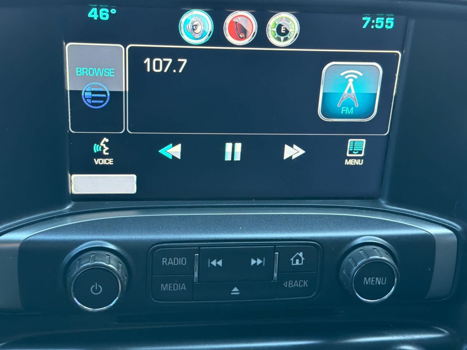 Thumbnail: 2015 Chevrolet Silverado 1500 - 17