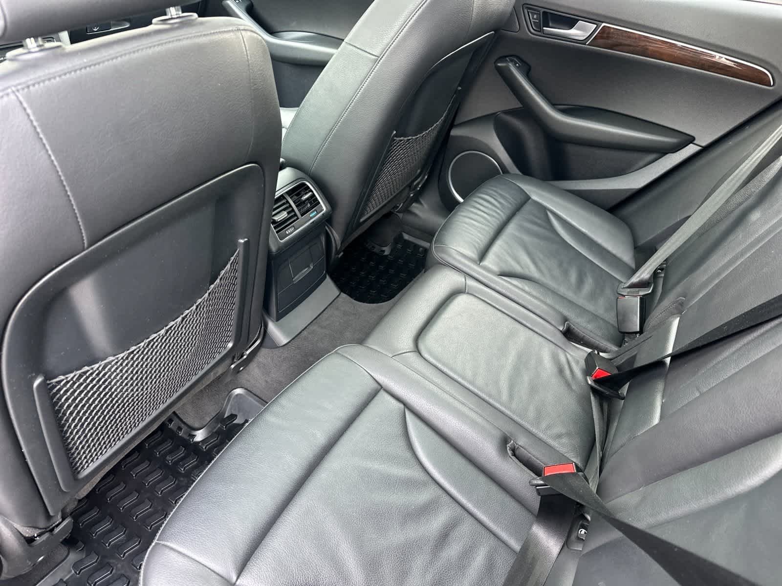 Thumbnail: 2010 Audi Q5 - 4