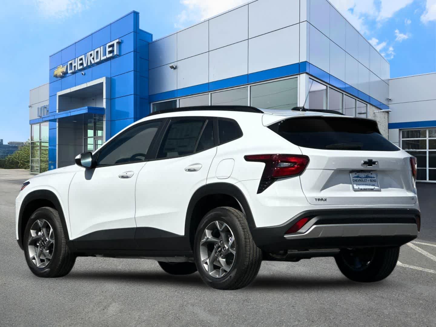 Thumbnail: 2026 Chevrolet Trax - 6
