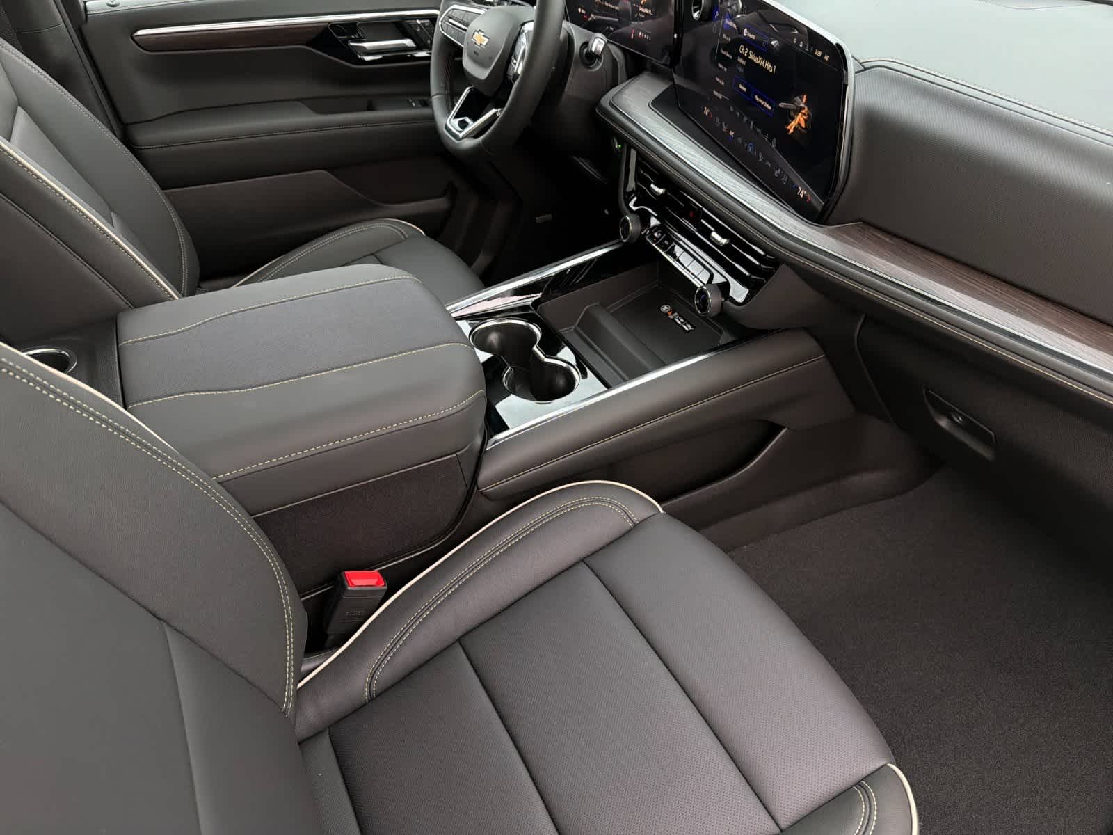 Thumbnail: 2026 Chevrolet Tahoe - 18