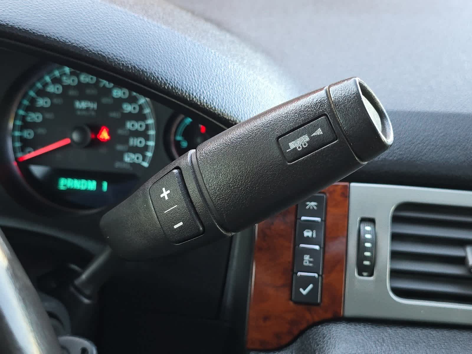 Thumbnail: 2011 GMC Sierra 3500 - 21